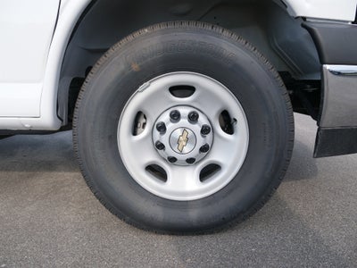 2025 Chevrolet Express Cutaway 3500 1WT