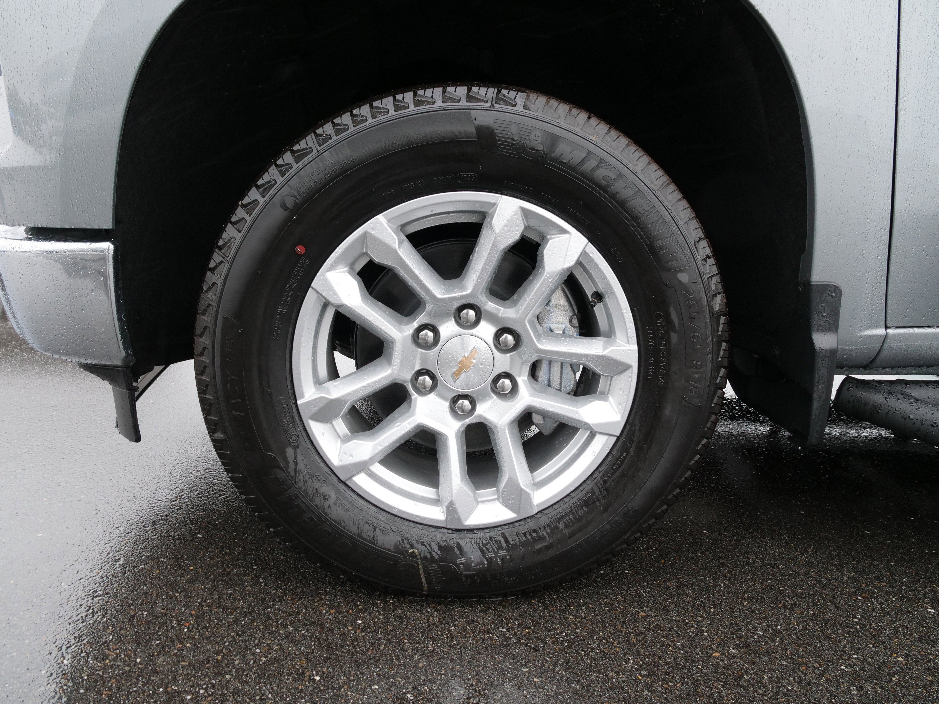 2025 Chevrolet Silverado 1500 LT (2FL)