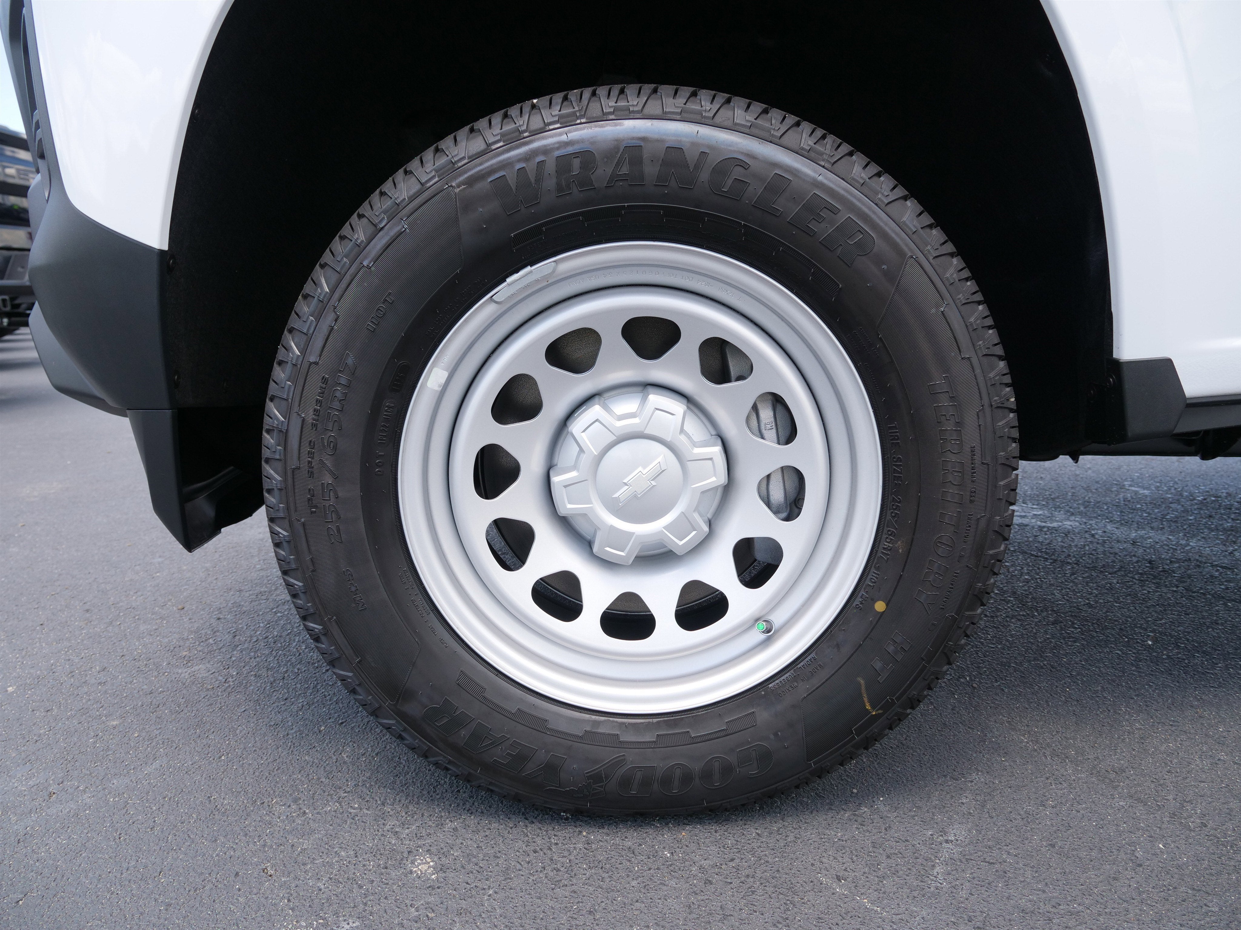 2025 Chevrolet Colorado WT/LT