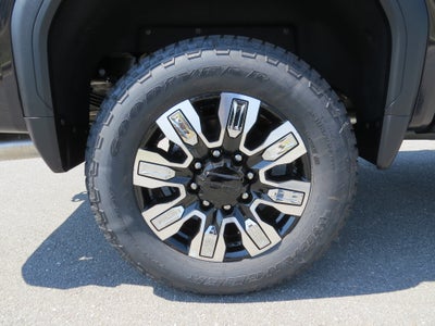 2025 GMC Sierra 2500 HD Denali