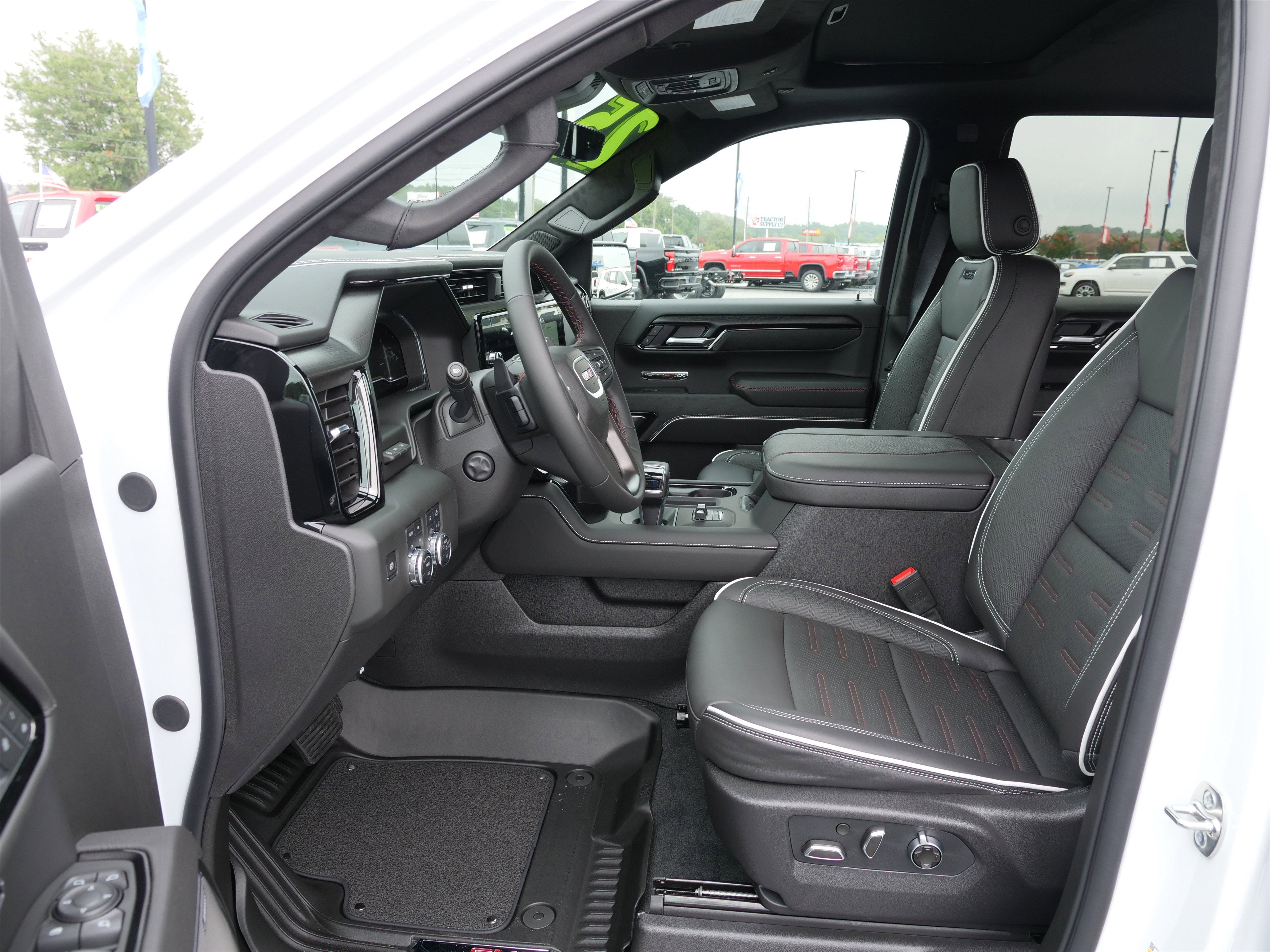 2025 GMC Sierra 1500 AT4X