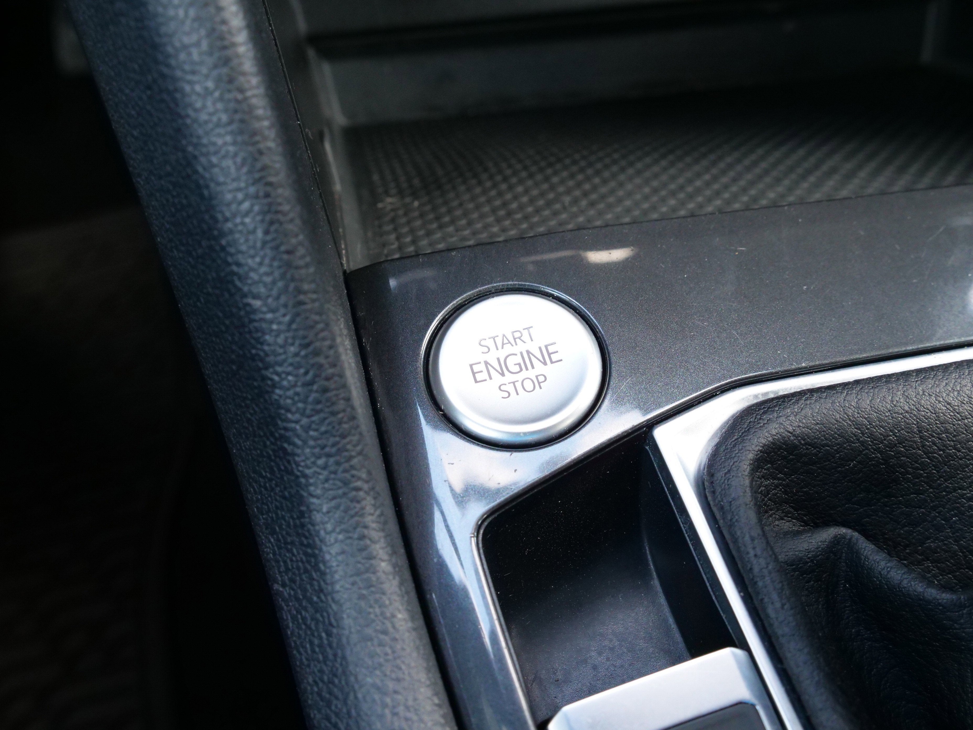 2022 Volkswagen Tiguan S