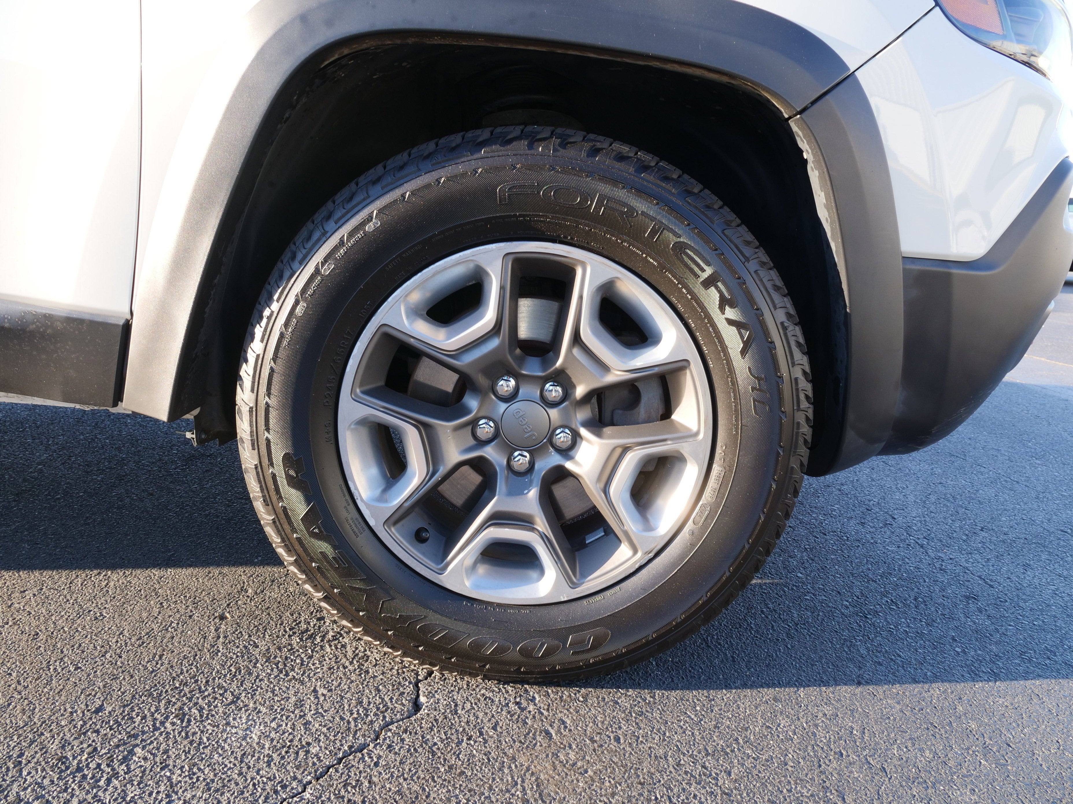 2019 Jeep Cherokee Trailhawk