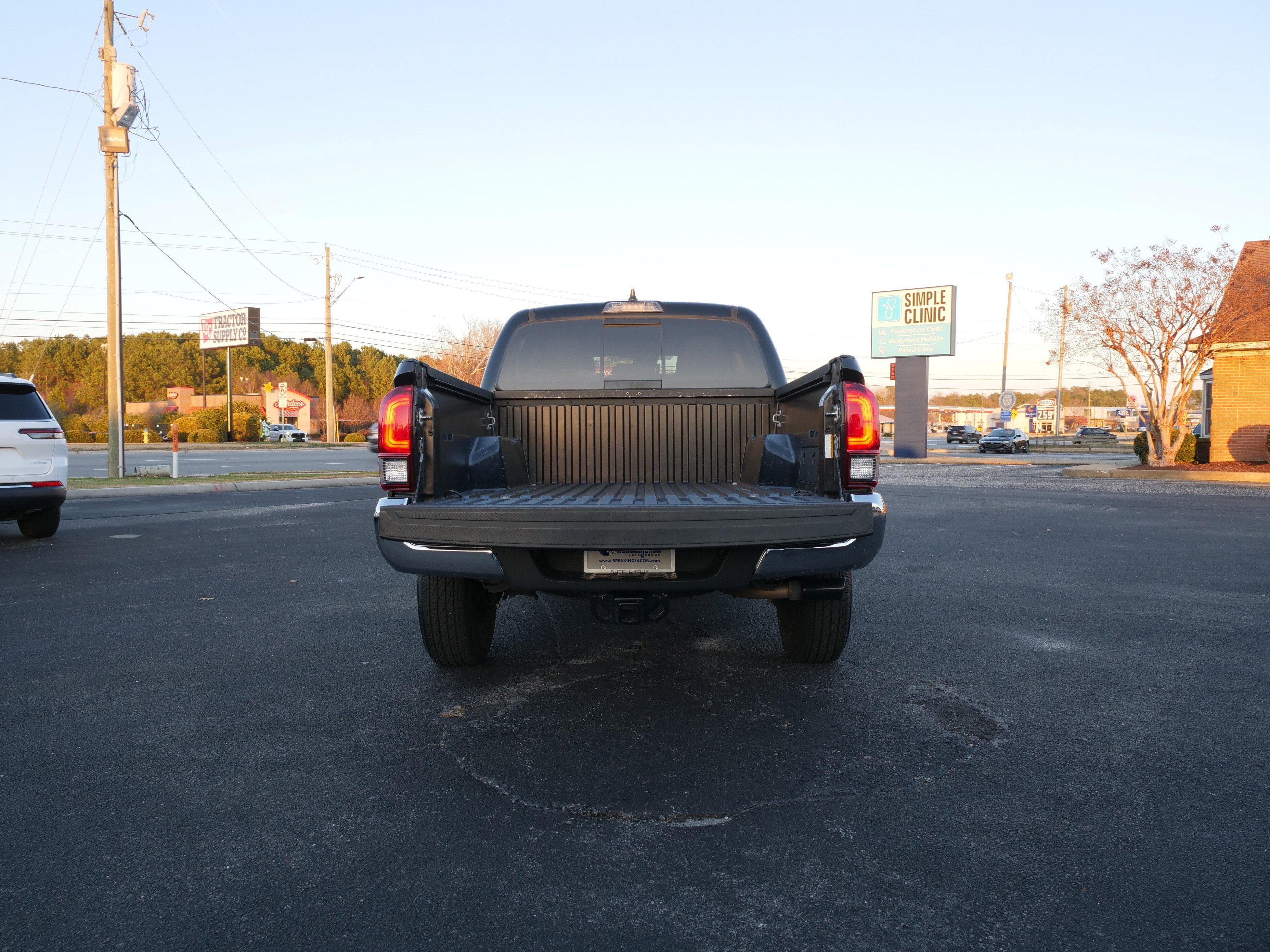2021 Toyota Tacoma 2WD SR5