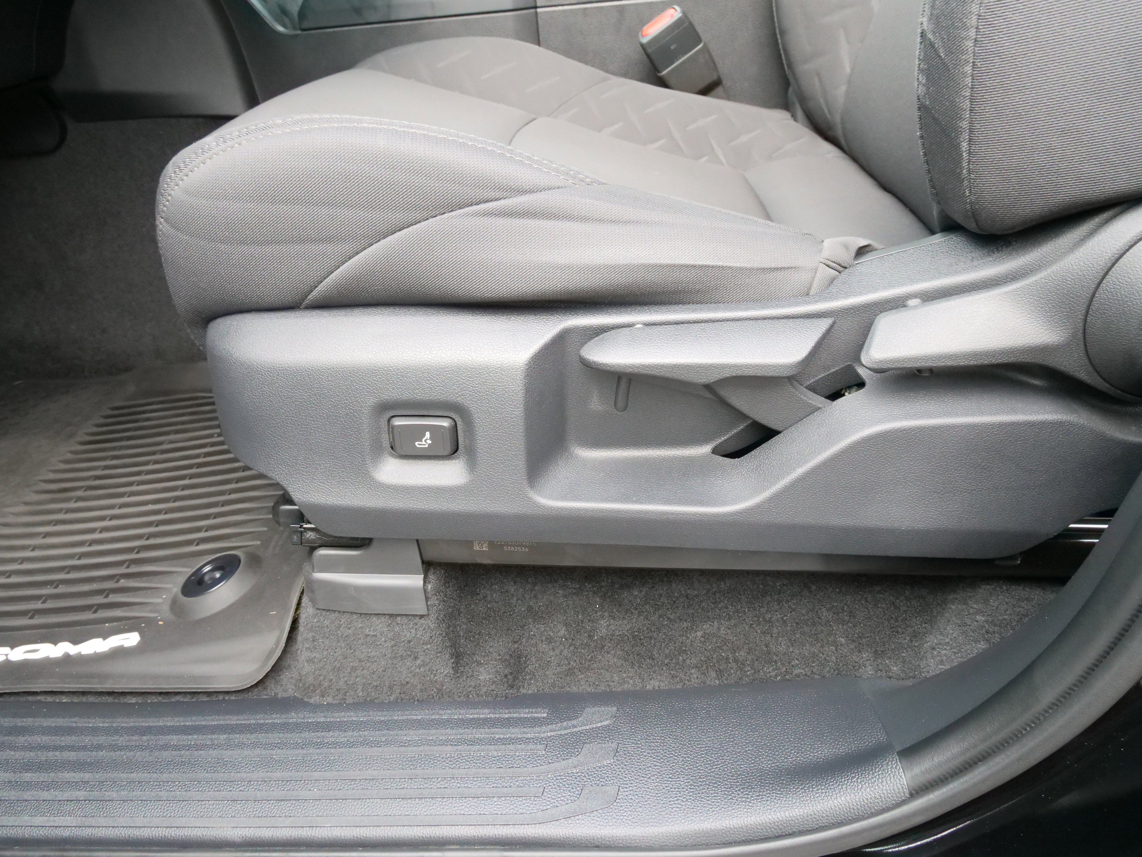 2025 Toyota Tacoma 2WD SR5