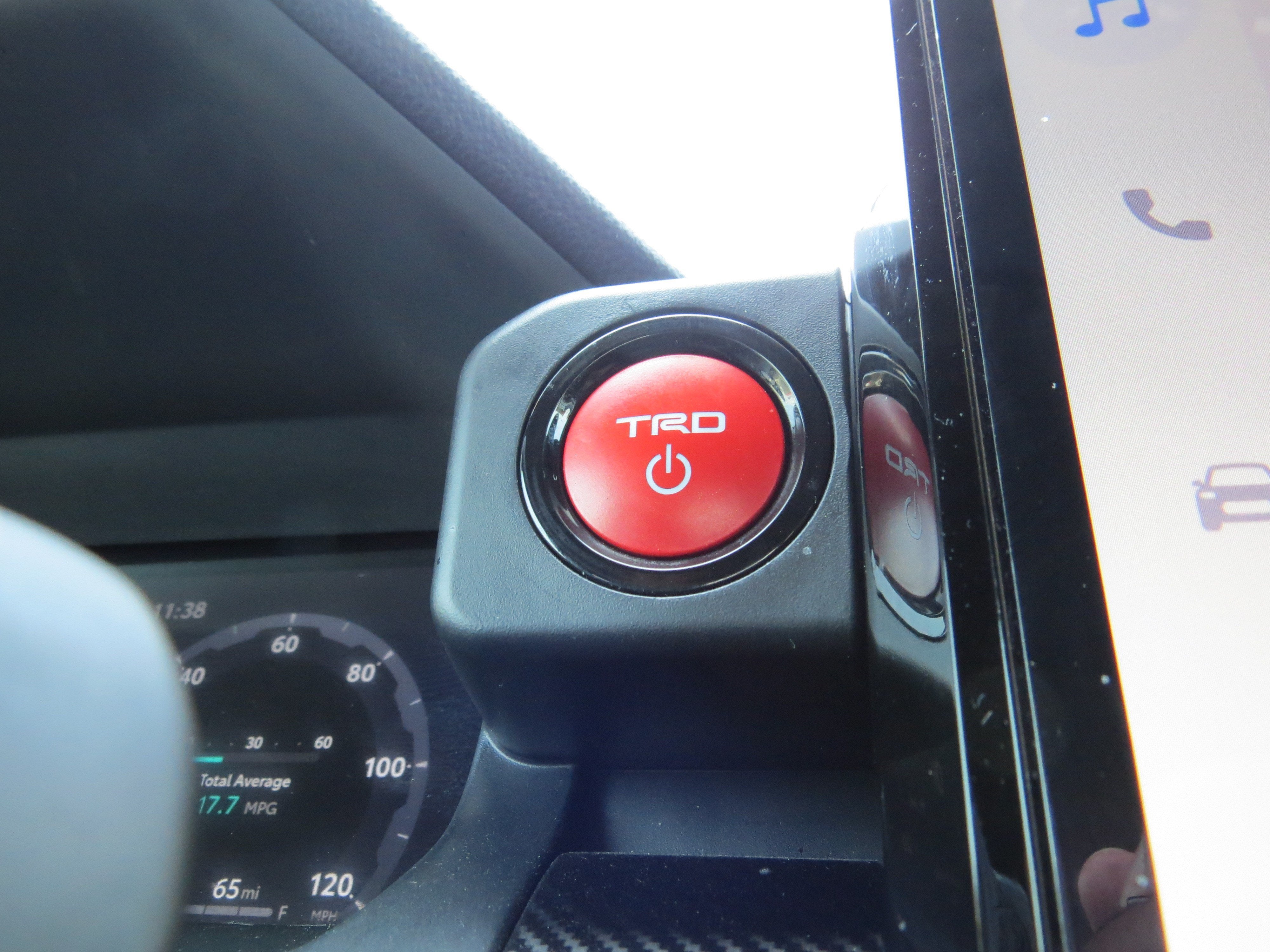 2025 Toyota Tacoma 4WD Limited Hybrid