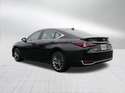 2024 Lexus ES ES 300h Ultra Luxury