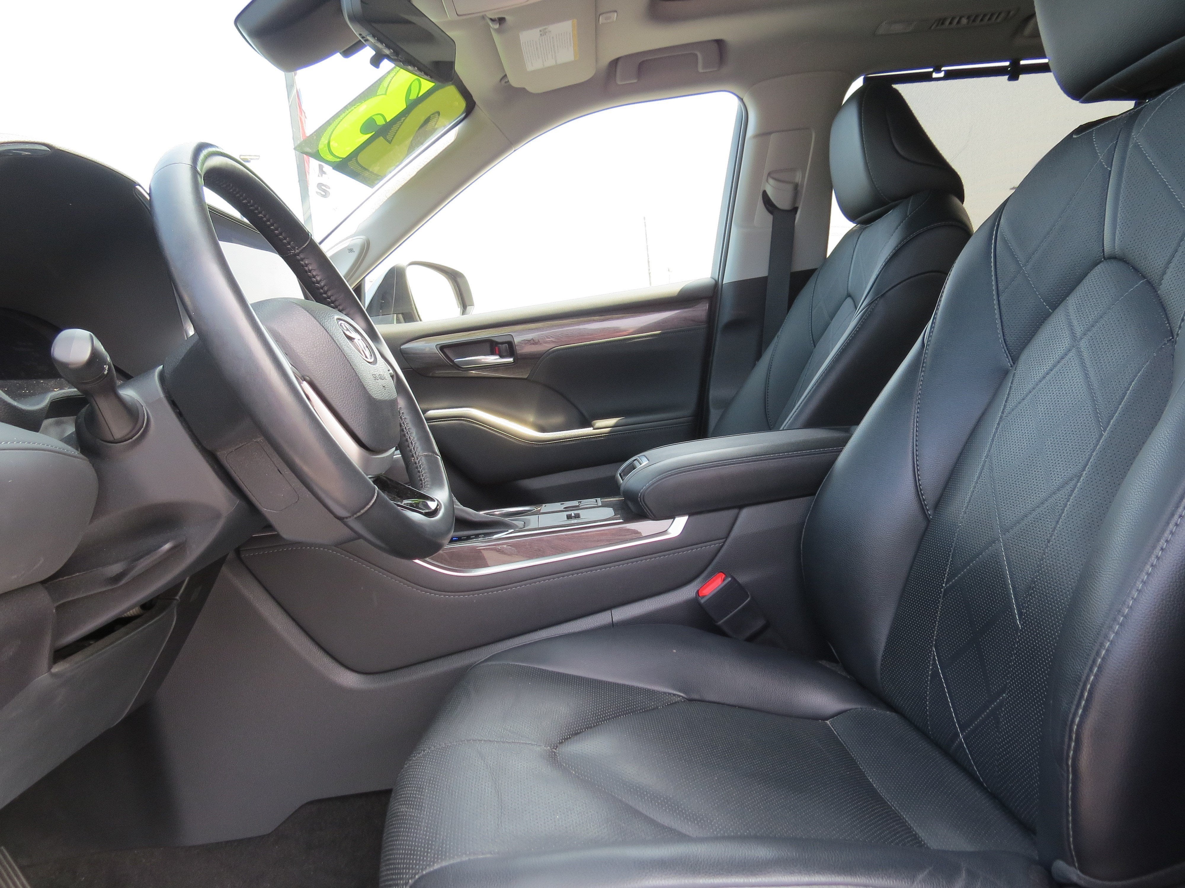 2023 Toyota Highlander Platinum