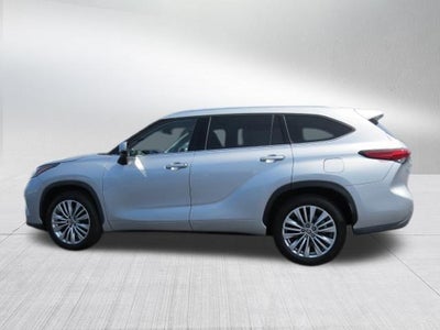2023 Toyota Highlander Platinum
