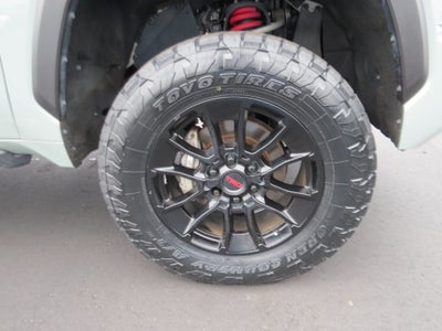 2024 Toyota Tundra 4WD SR5