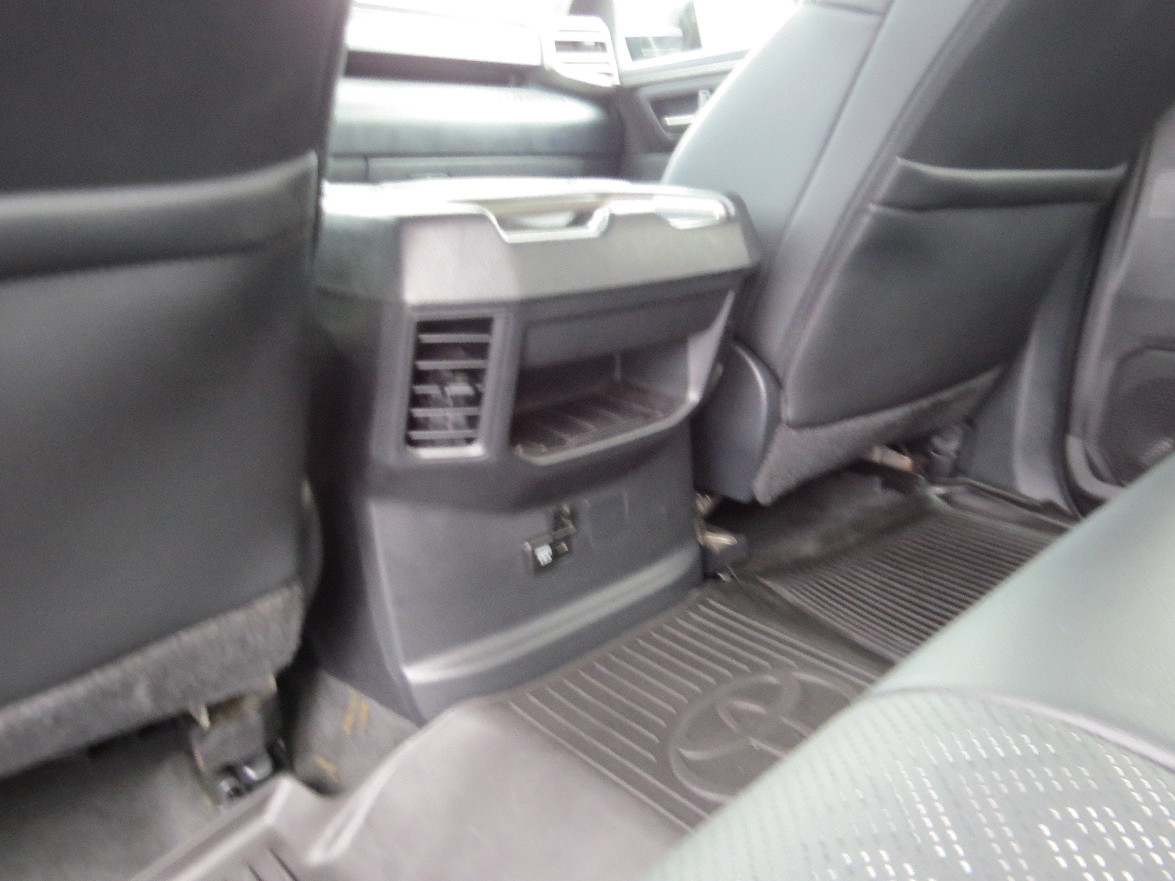 2024 Toyota Tundra 4WD SR5