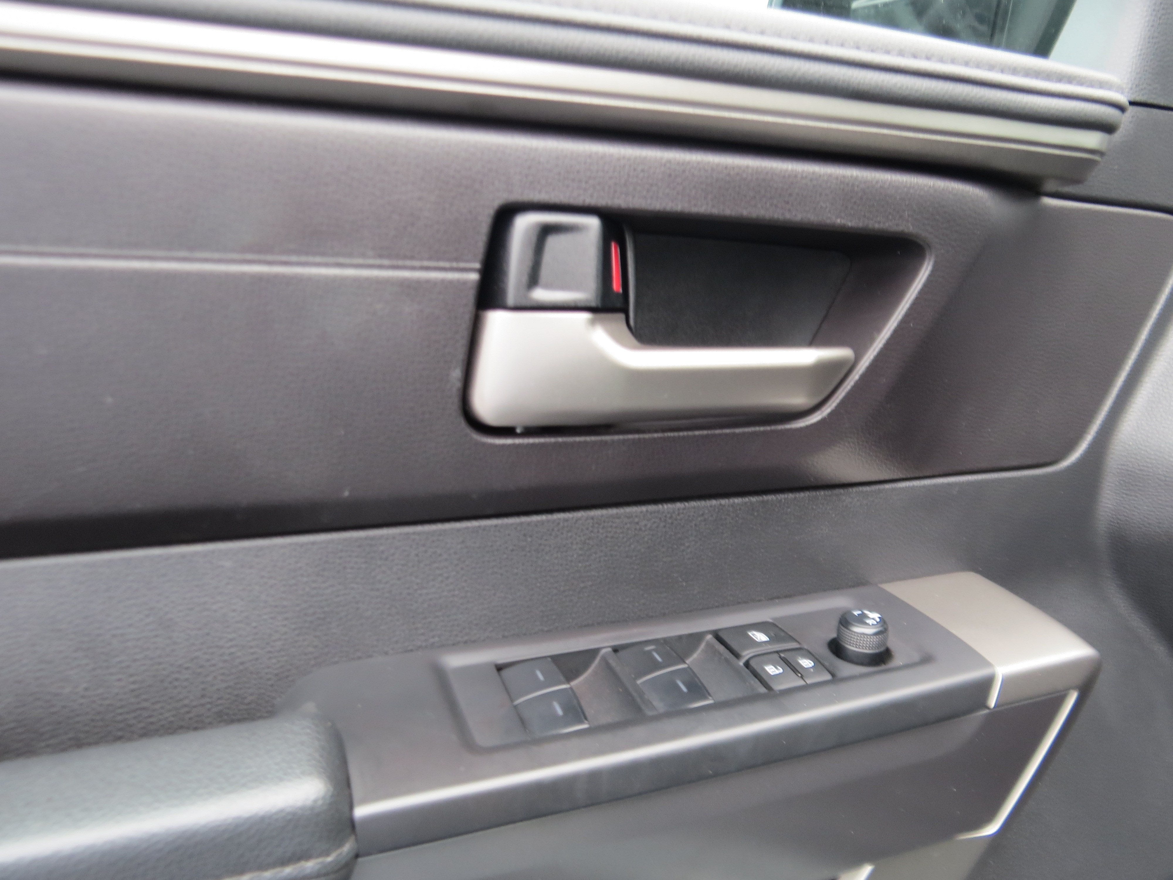 2024 Toyota Tundra 4WD SR5
