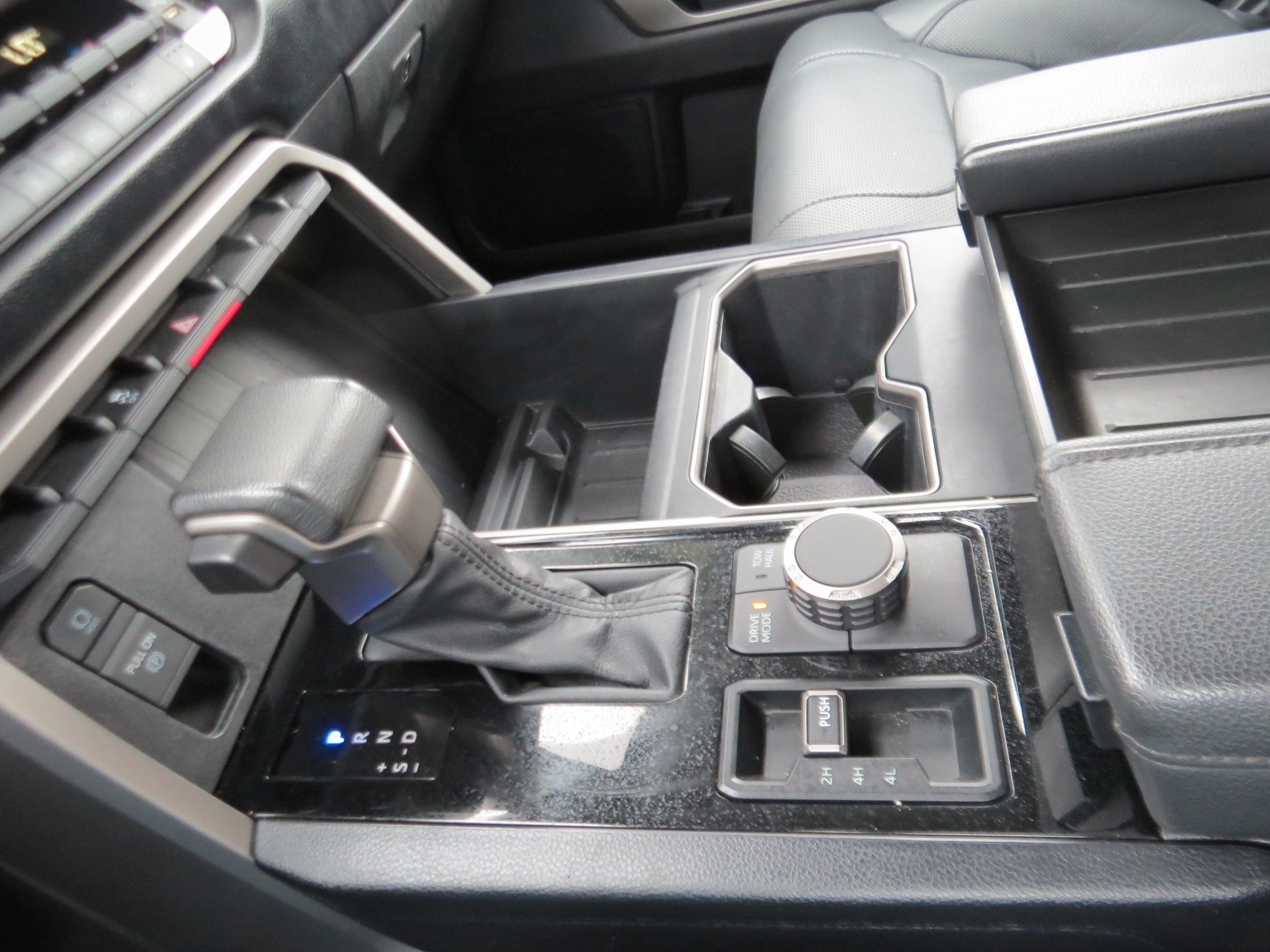 2024 Toyota Tundra 4WD SR5