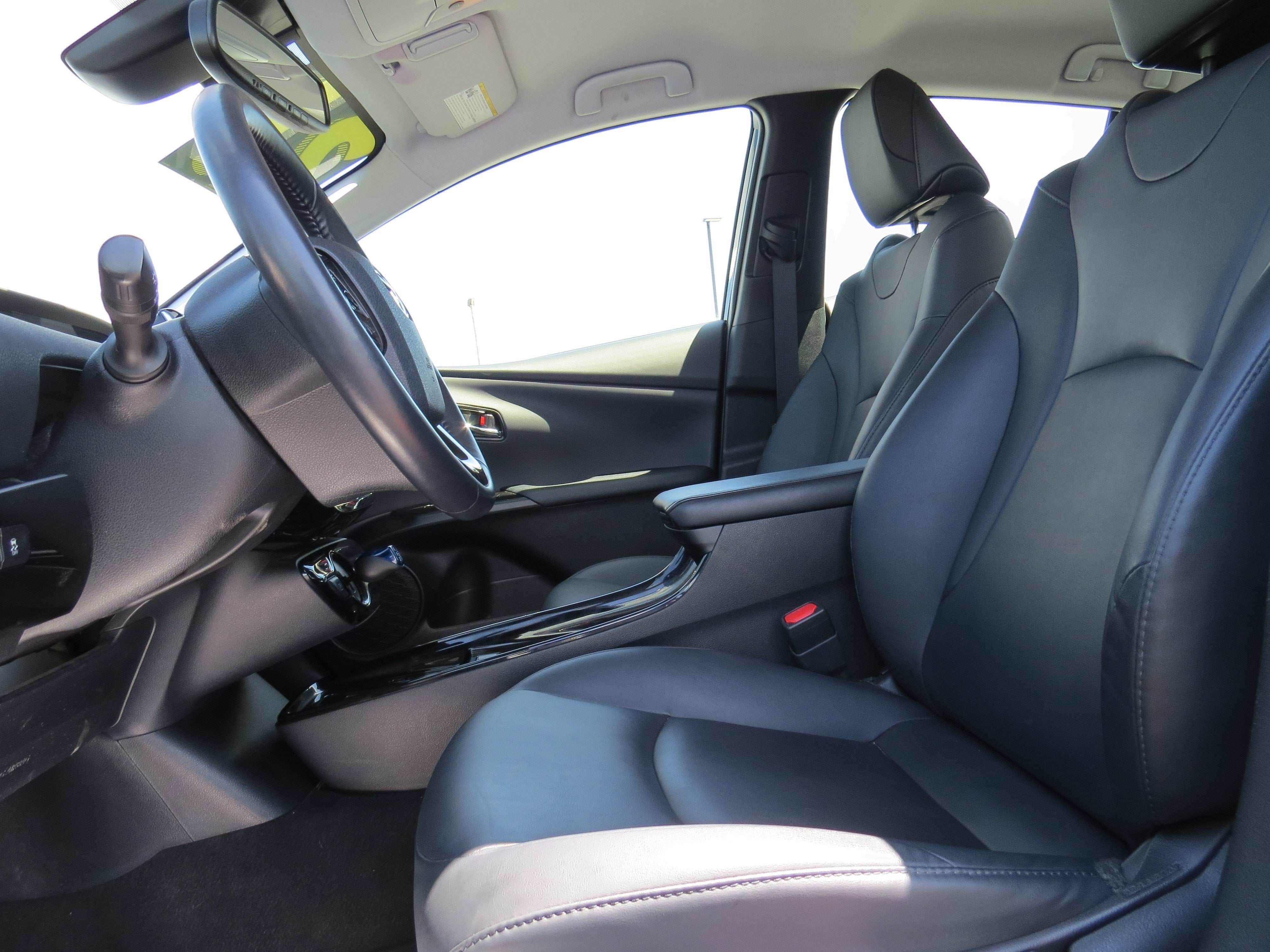 2021 Toyota Prius XLE