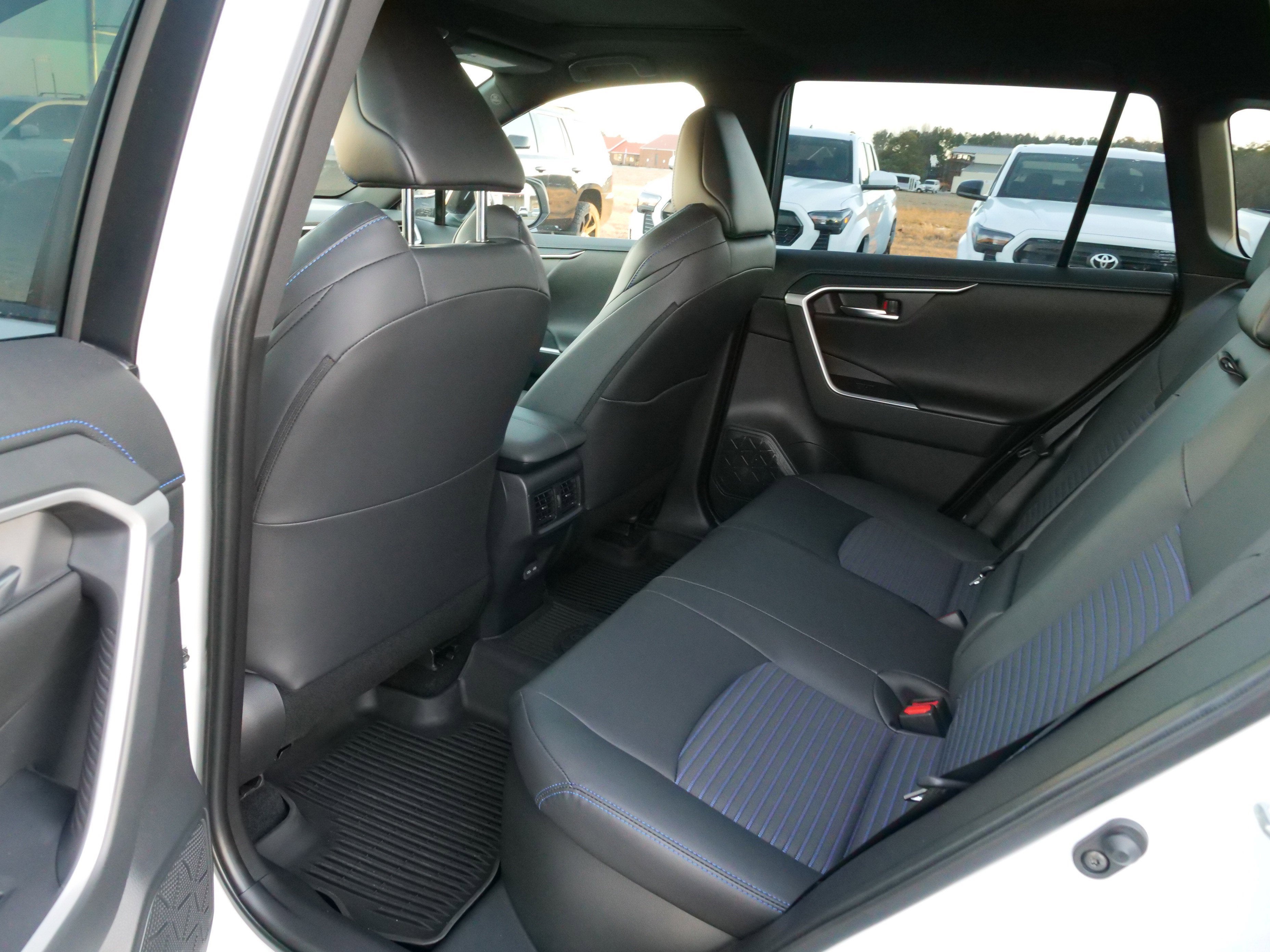 2025 Toyota RAV4 Hybrid XSE