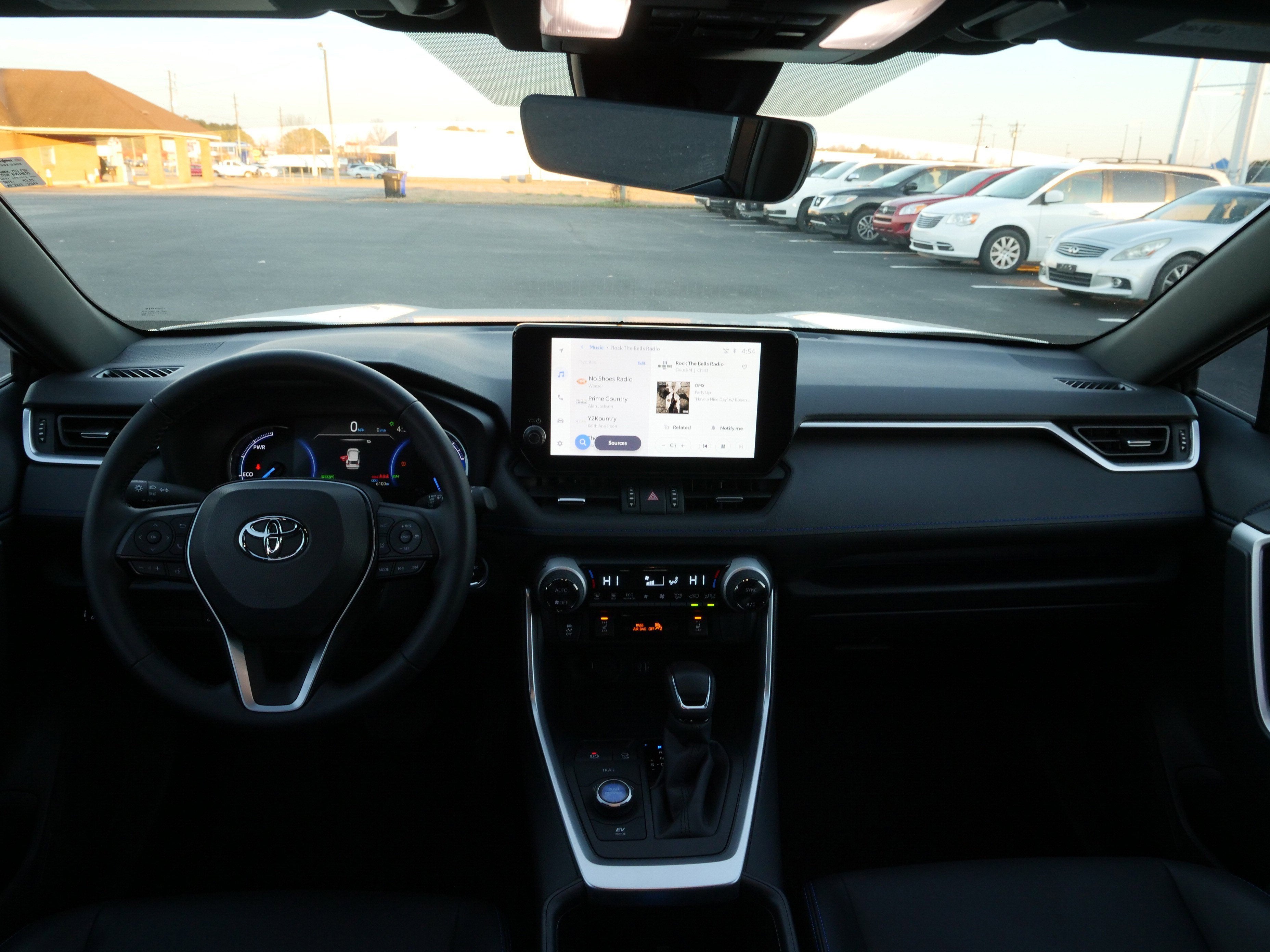 2025 Toyota RAV4 Hybrid XSE