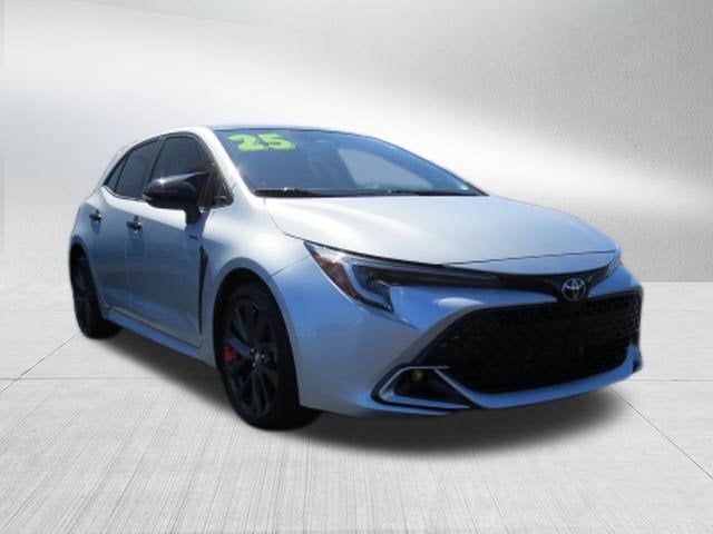 2025 Toyota Corolla Hatchback XSE