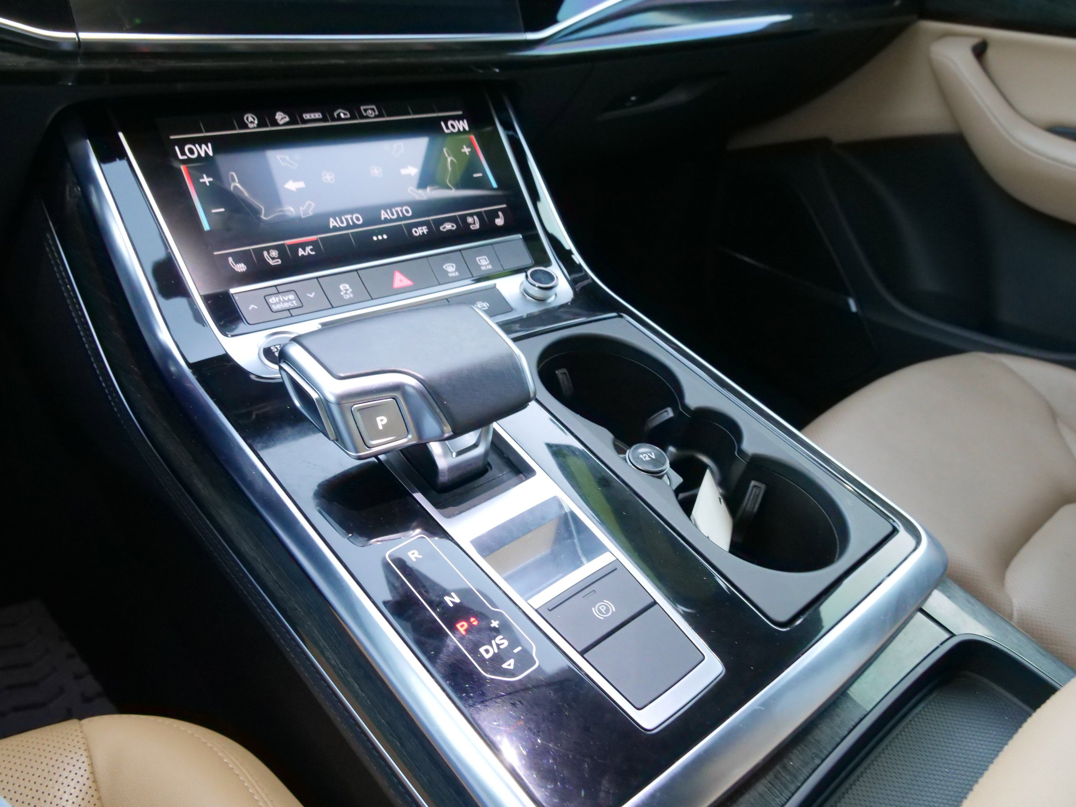 2021 Audi Q7 Premium Plus