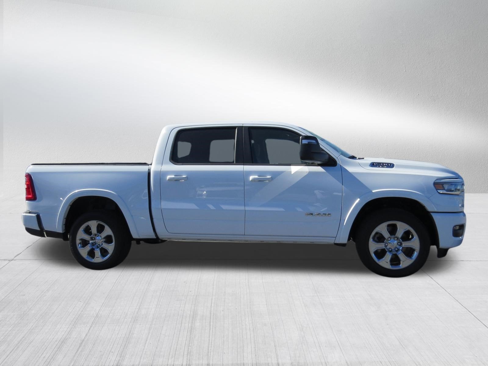2025 RAM 1500 Big Horn 4x4 Crew Cab 3.0L Twin Turbo V6