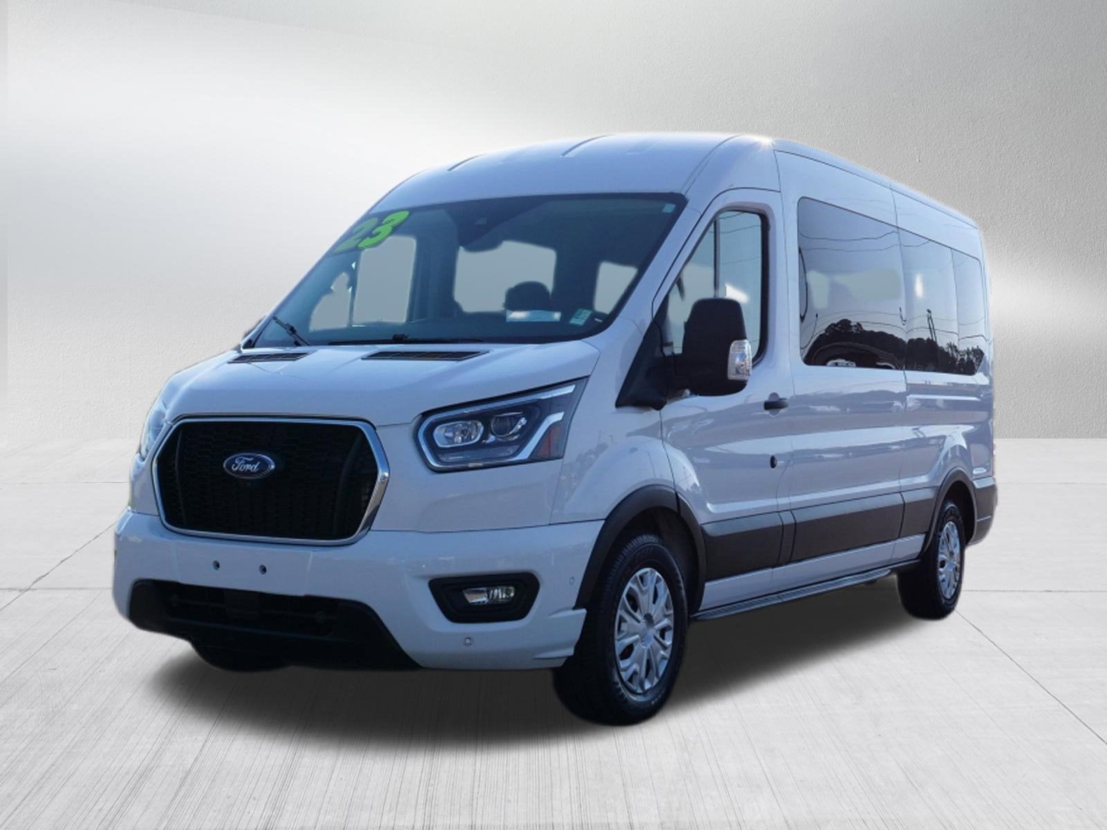 2023 Ford Transit Passenger Wagon Base