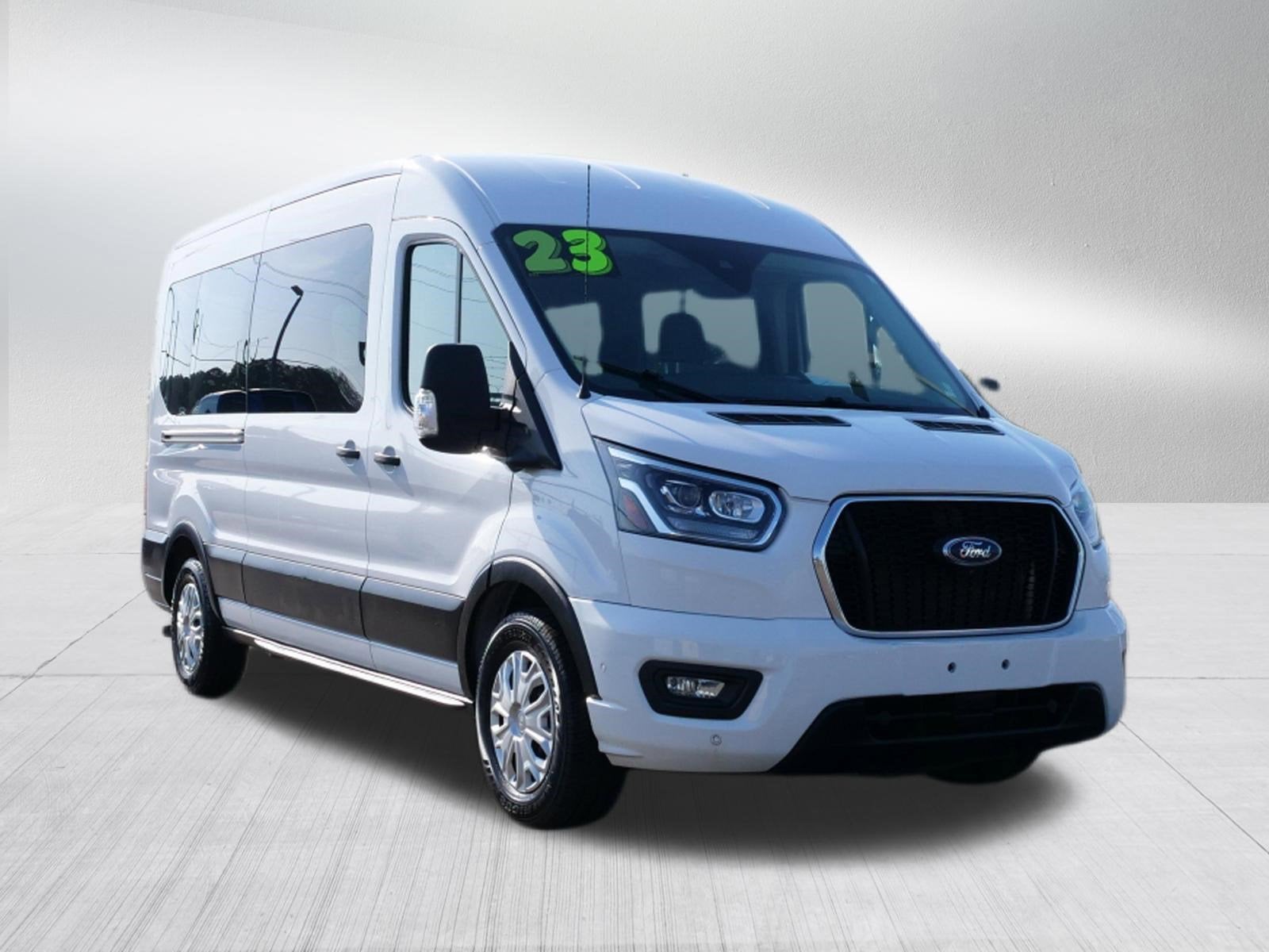 2023 Ford Transit Passenger Wagon Base