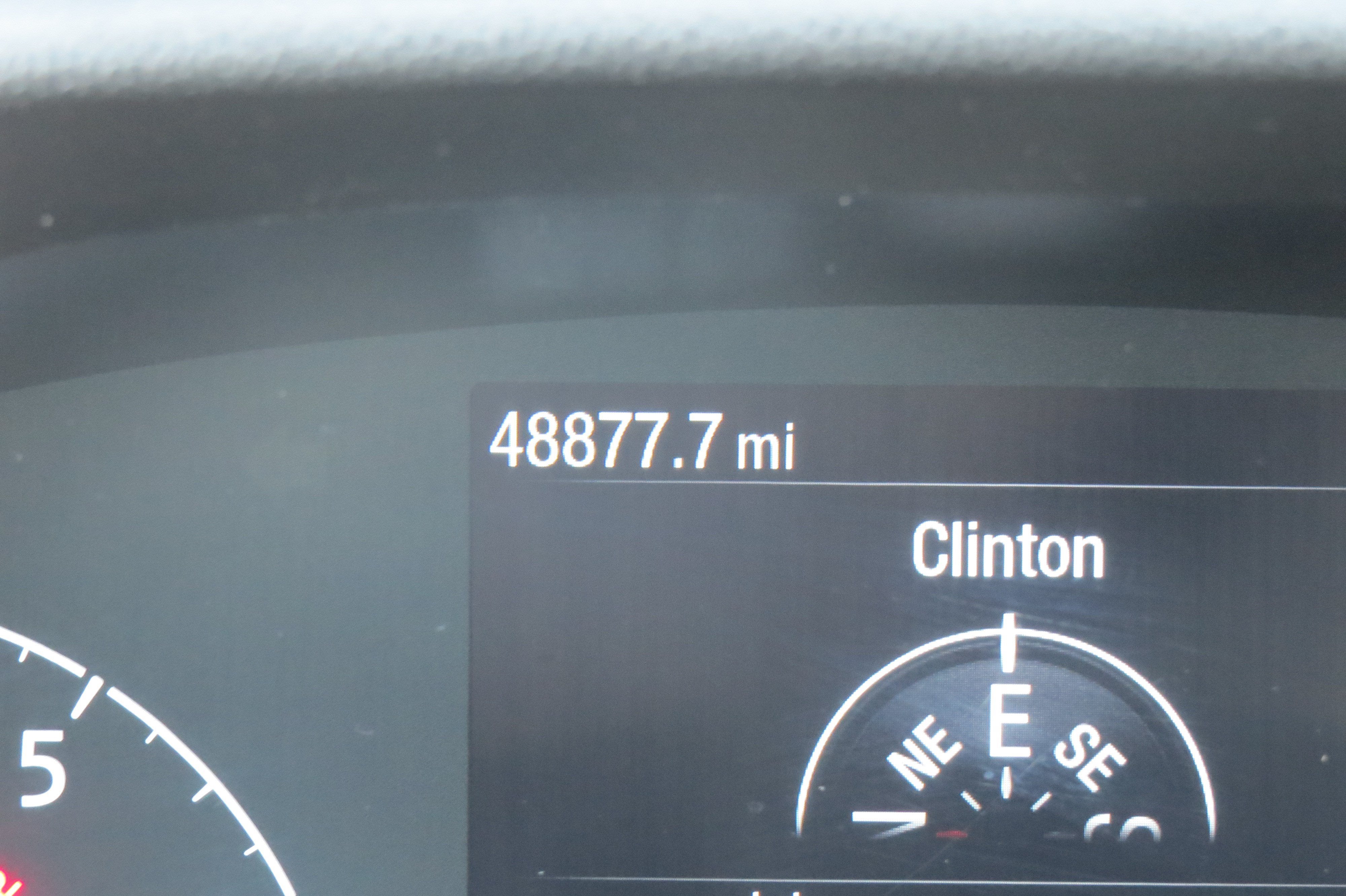 2024 Ford Transit Passenger Wagon XLT T-350 148 Med Roof RWD