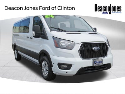 2024 Ford Transit Passenger Wagon XLT T-350 148 Low Roof RWD