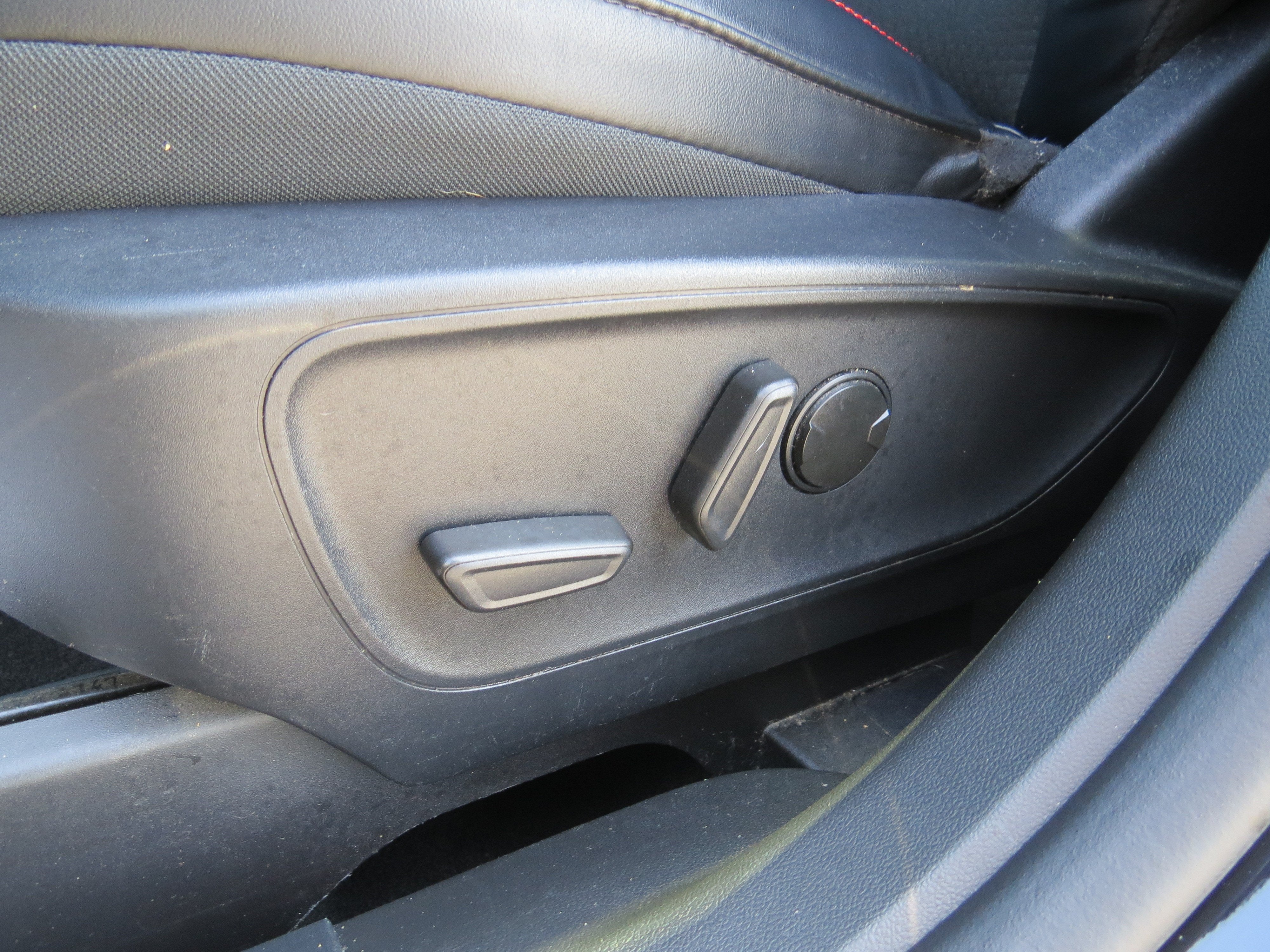 2025 Ford Escape ST-Line Select AWD