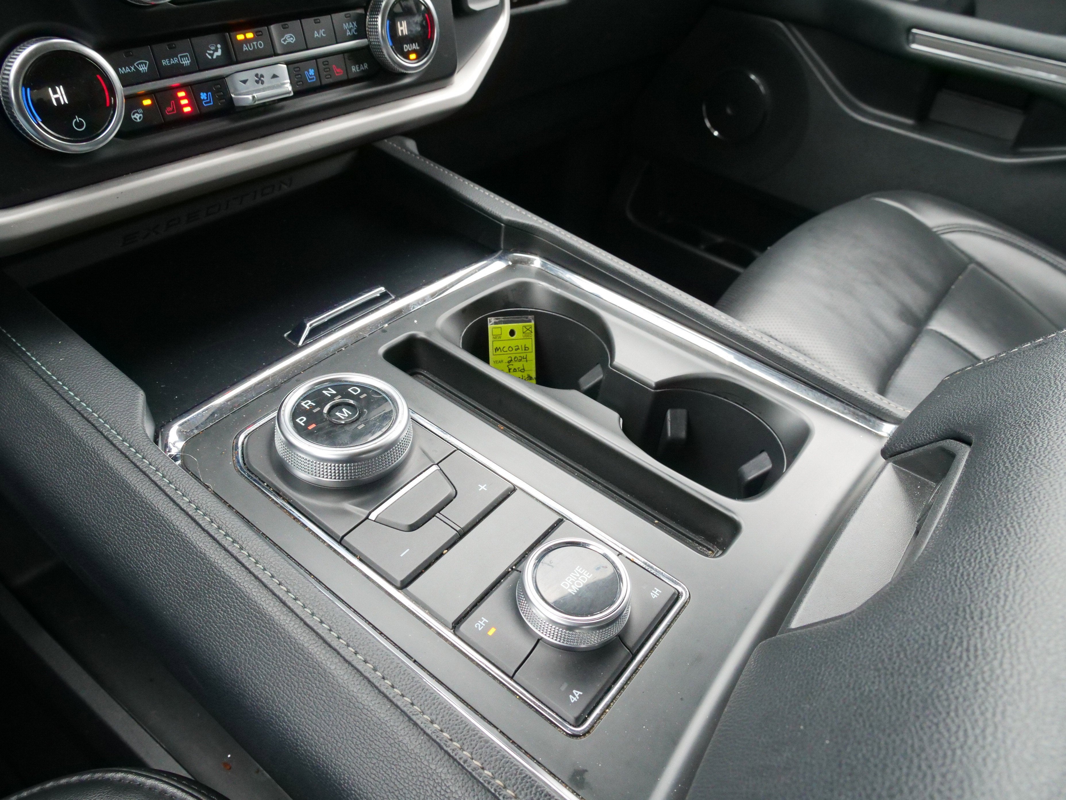 2024 Ford Expedition XLT