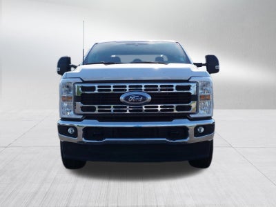 2025 Ford Super Duty F-250 SRW Base