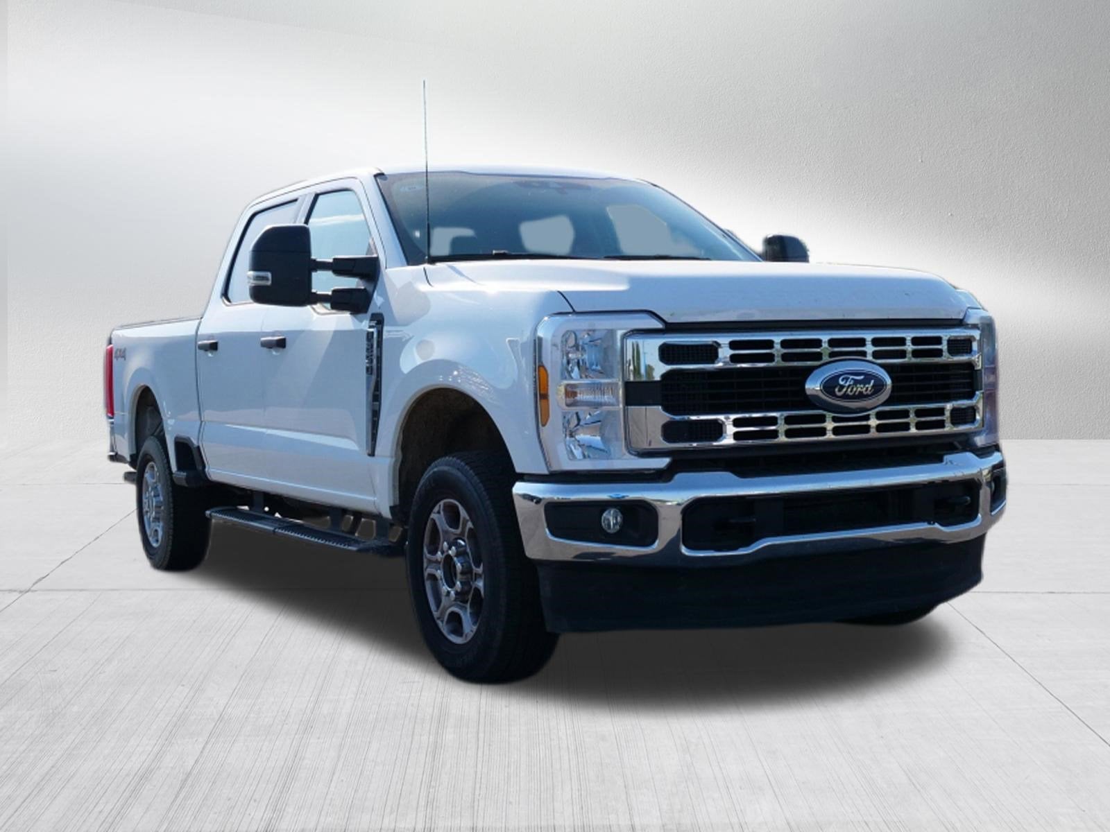 2025 Ford Super Duty F-250 SRW Base