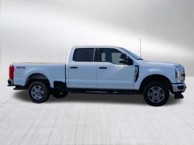 2025 Ford Super Duty F-250 SRW Base