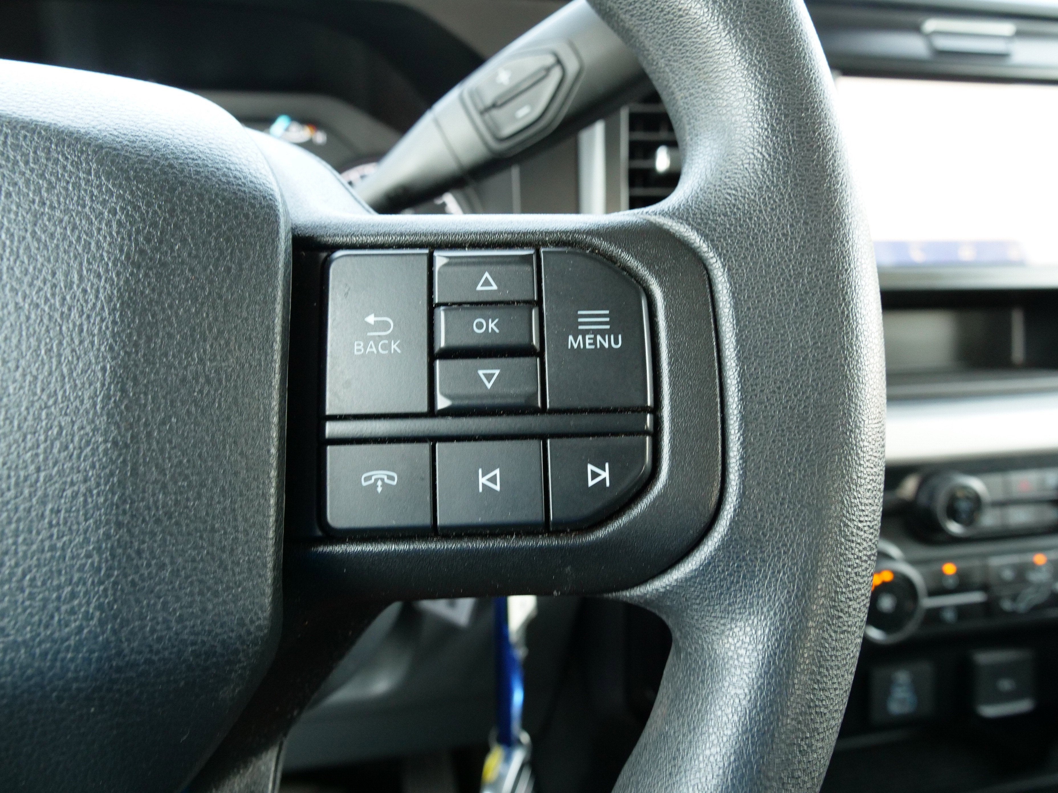 2025 Ford Super Duty F-250 SRW Base