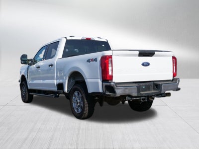 2025 Ford Super Duty F-250 SRW Base