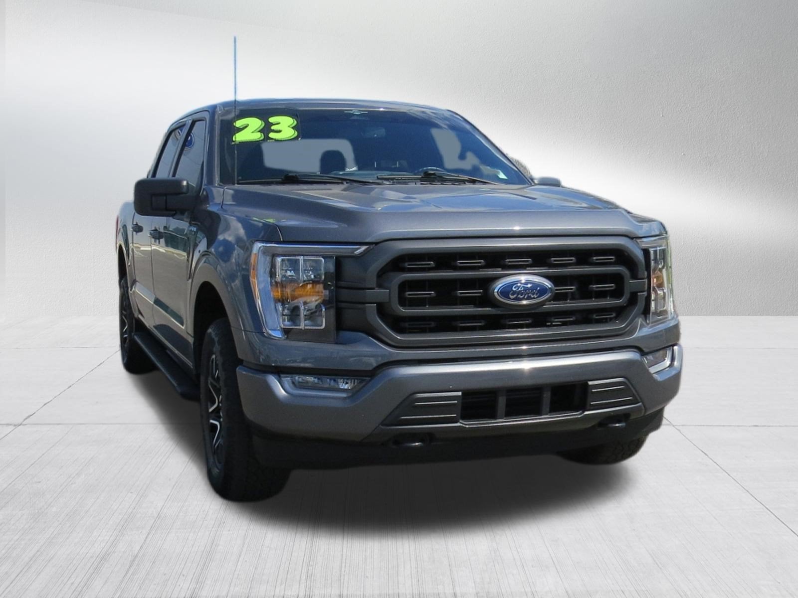 2023 Ford F-150 XLT 4WD SuperCrew w/ Sport Appearance Pkg.