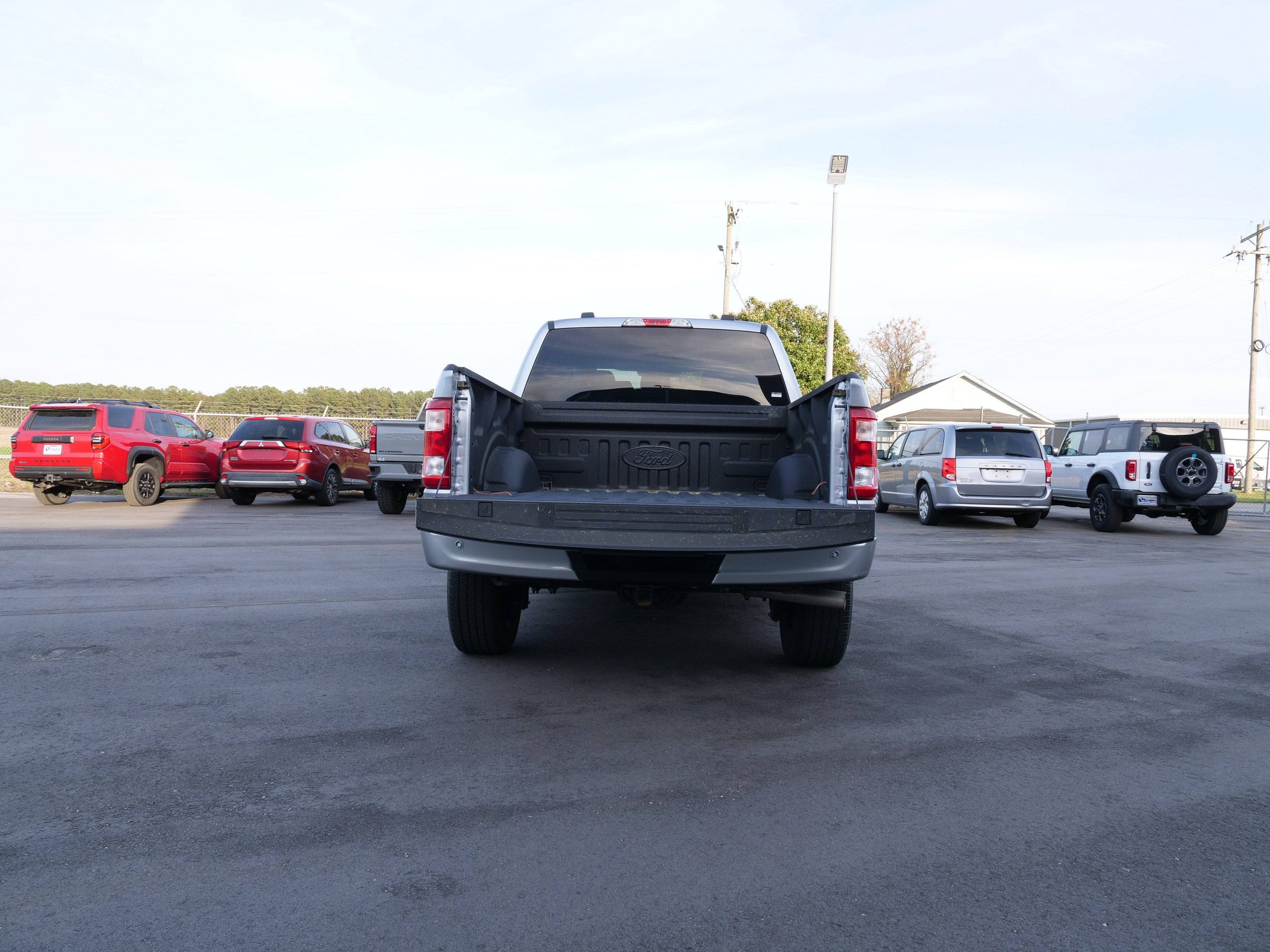 2022 Ford F-150 Base