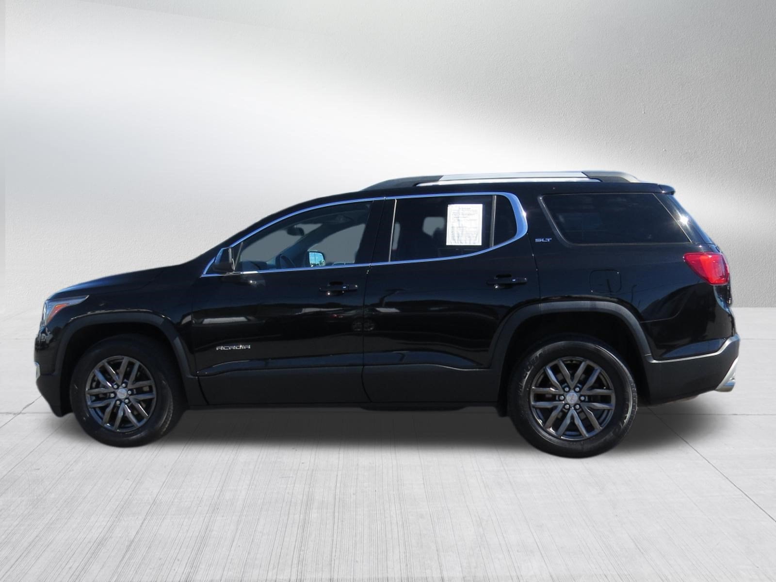 2017 GMC Acadia SLT AWD w/ 3rd Row