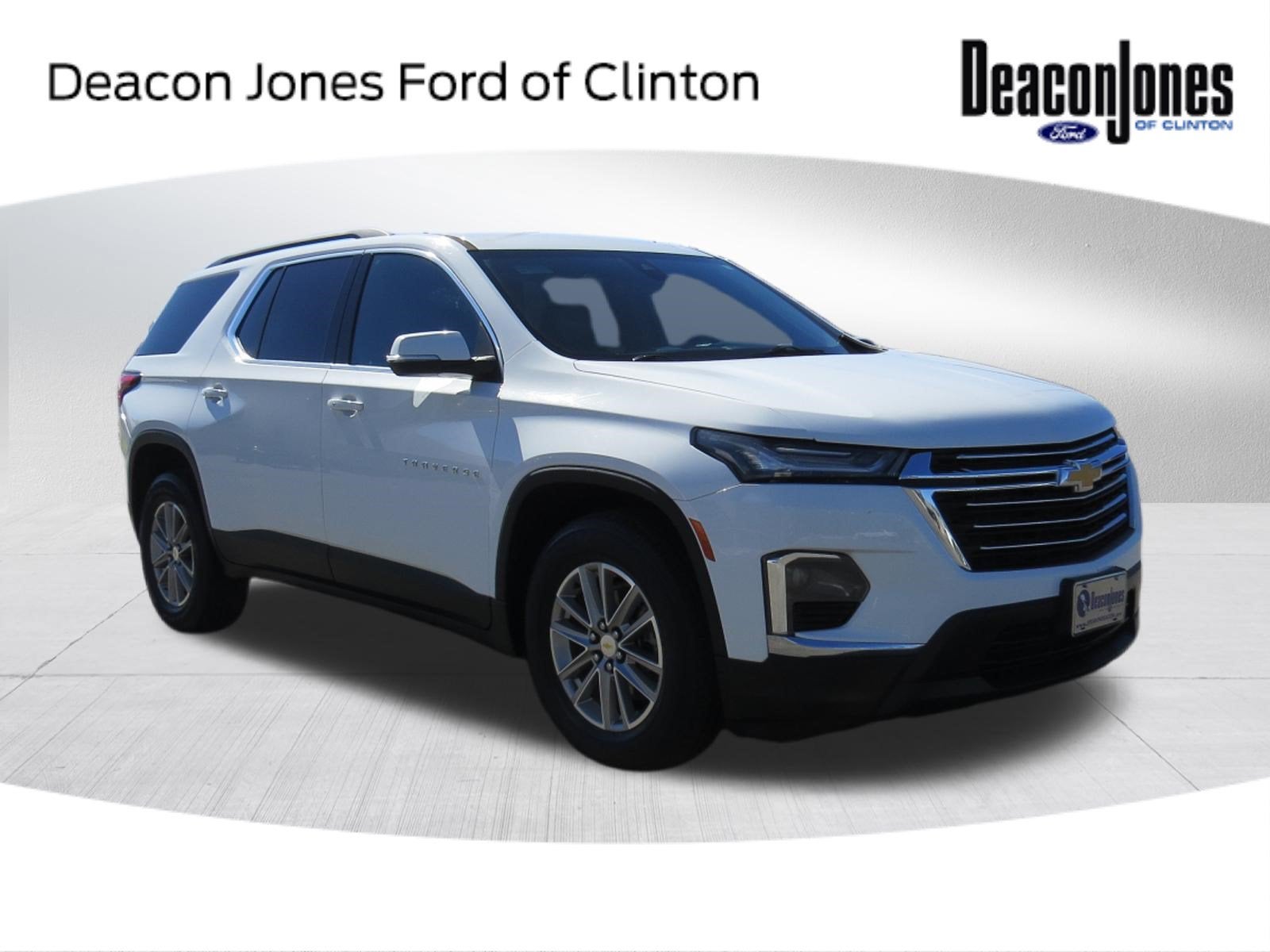 2022 Chevrolet Traverse LT Leather AWD w/ 3rd Row