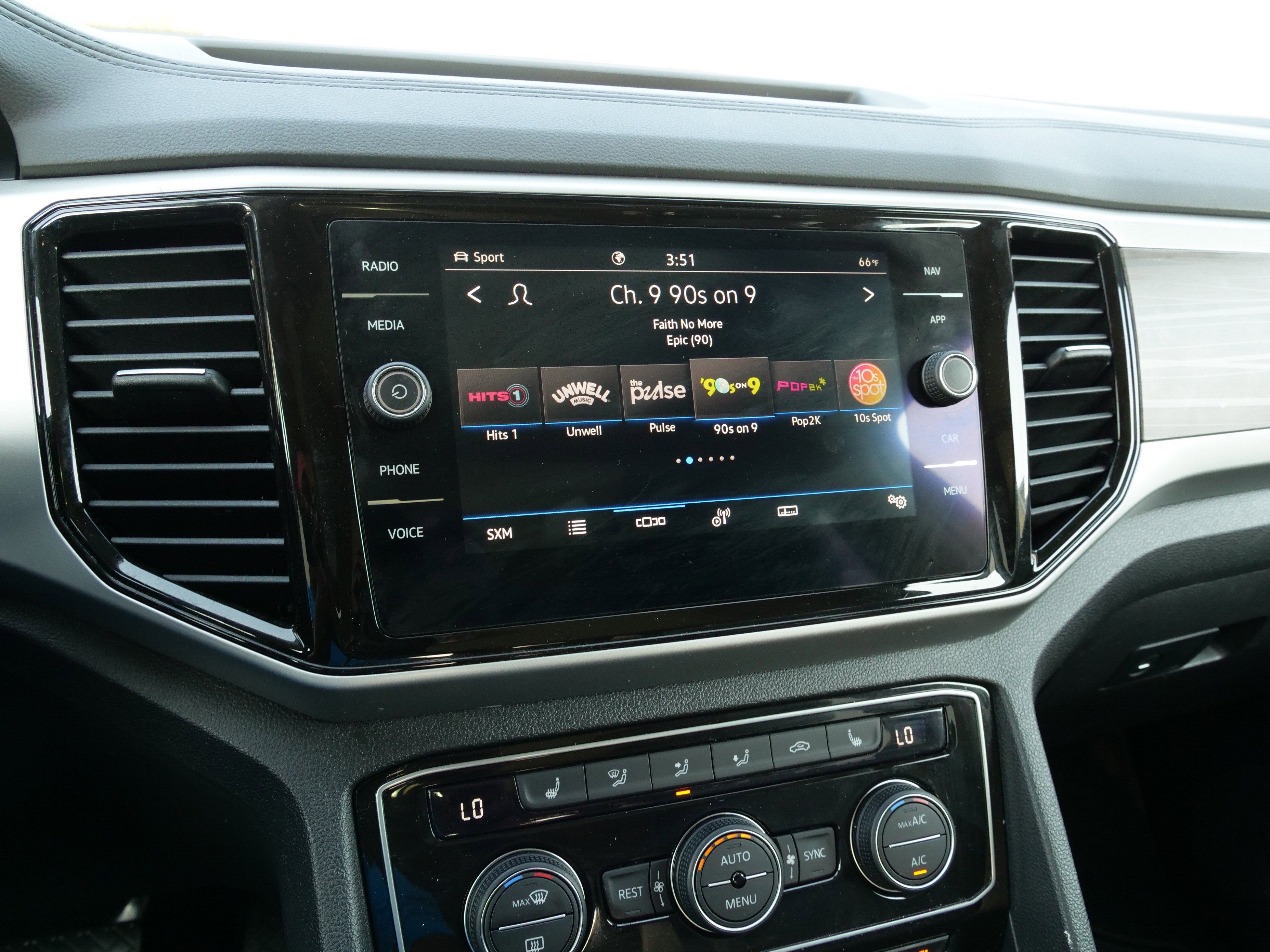 2022 Volkswagen Atlas 2.0T SEL