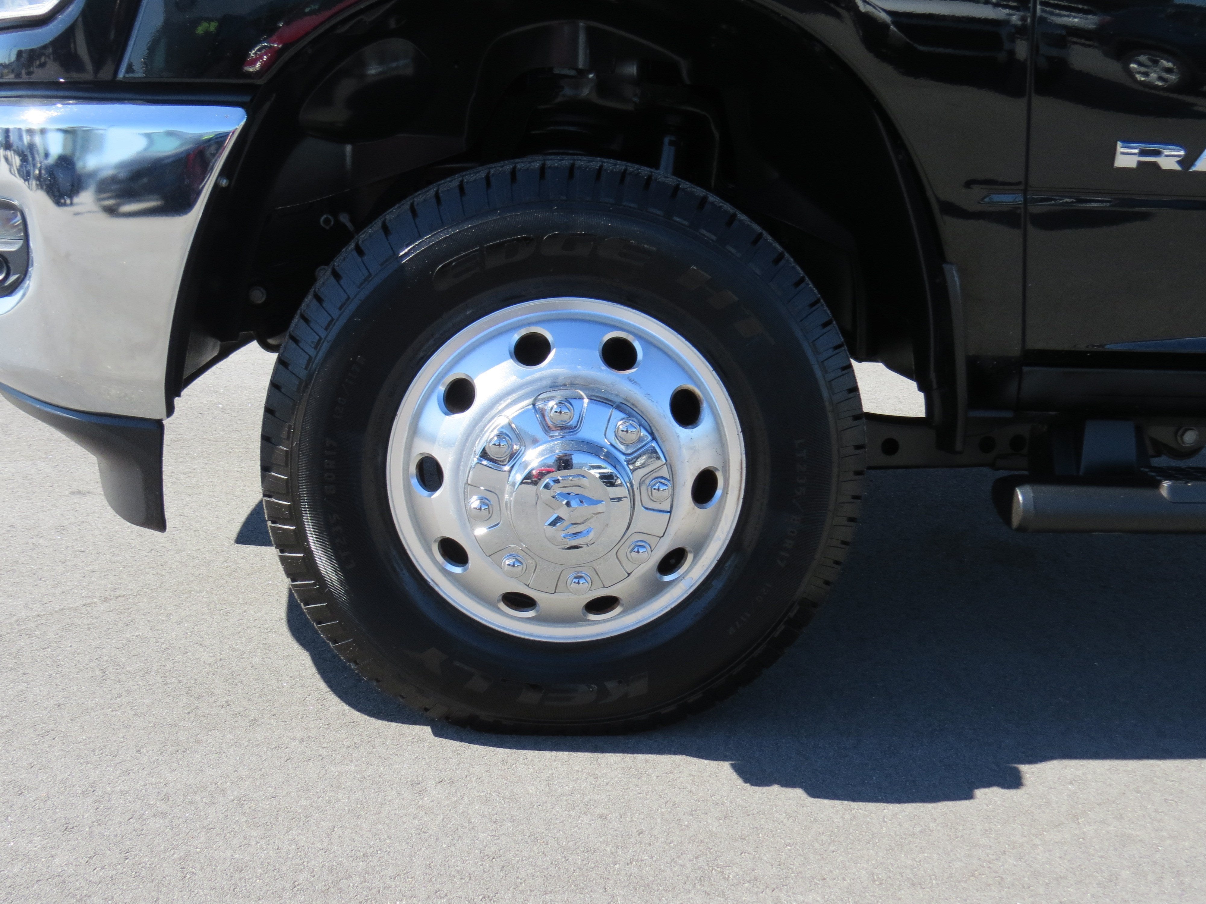 2024 RAM 3500 Laramie 4x4 Crew Cab 6.7L Turbo Diesel w/ Nav & Sport Appearance Pkg.