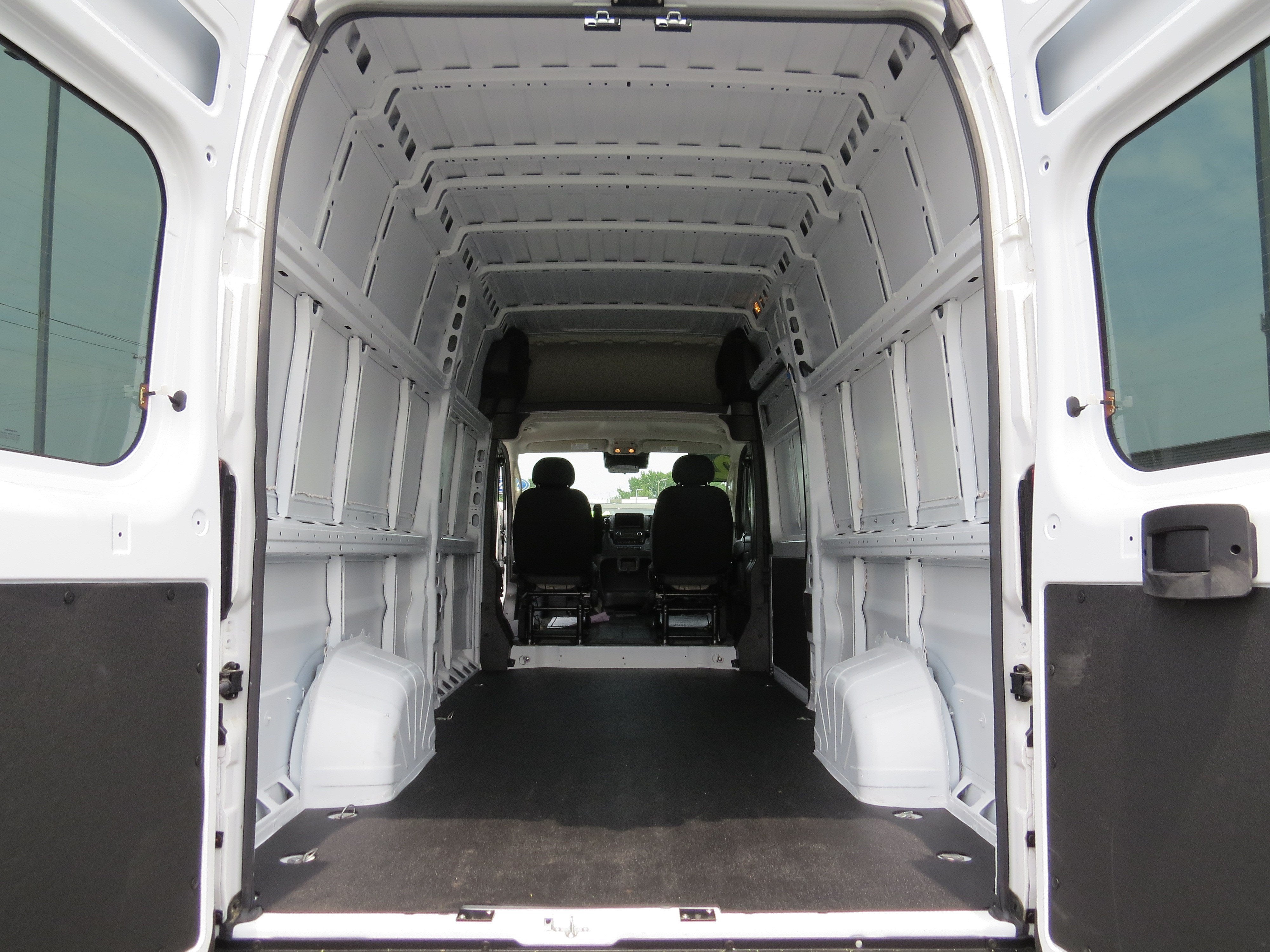 2024 RAM ProMaster Cargo Van Tradesman
