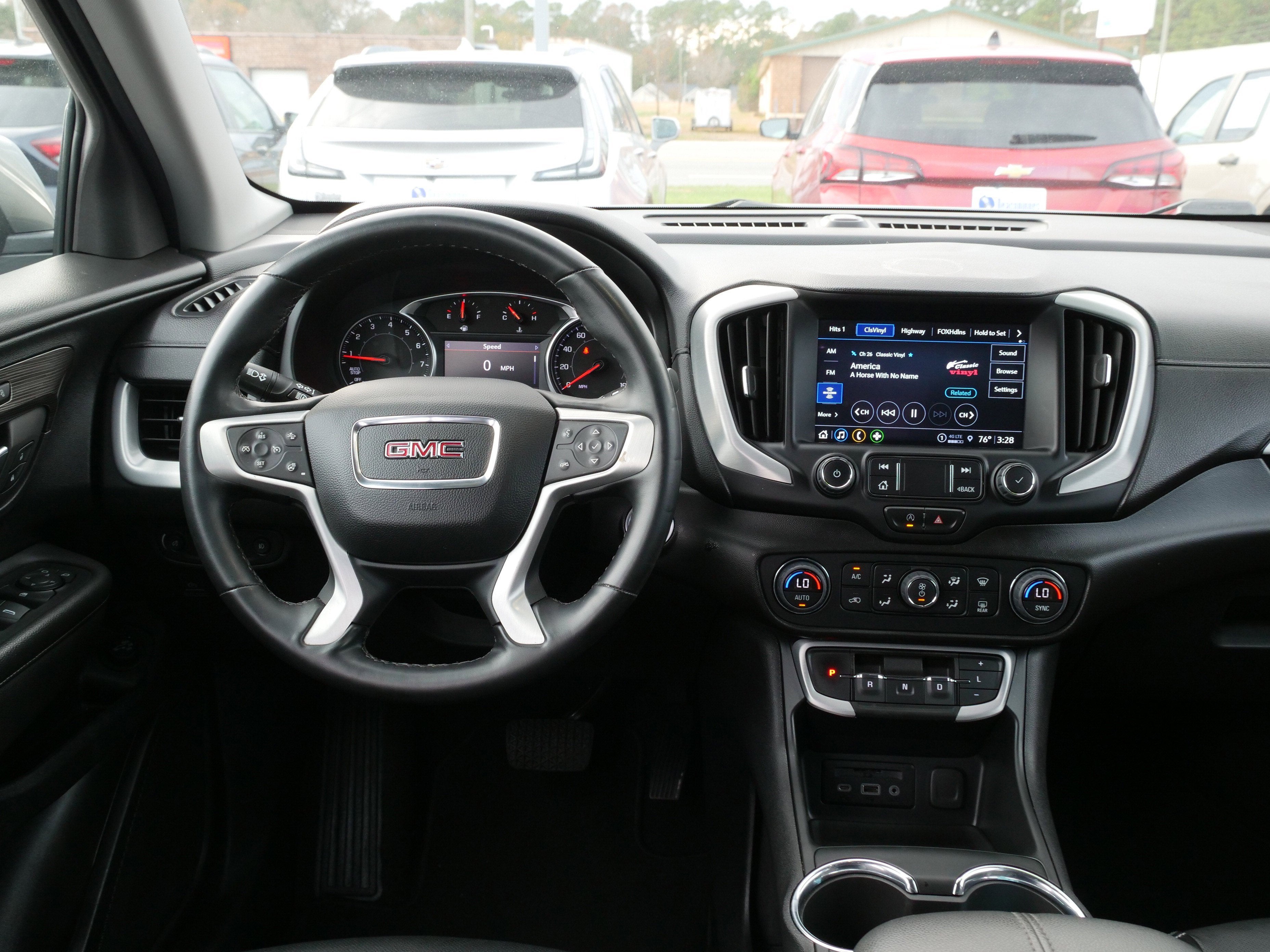 2023 GMC Terrain SLT