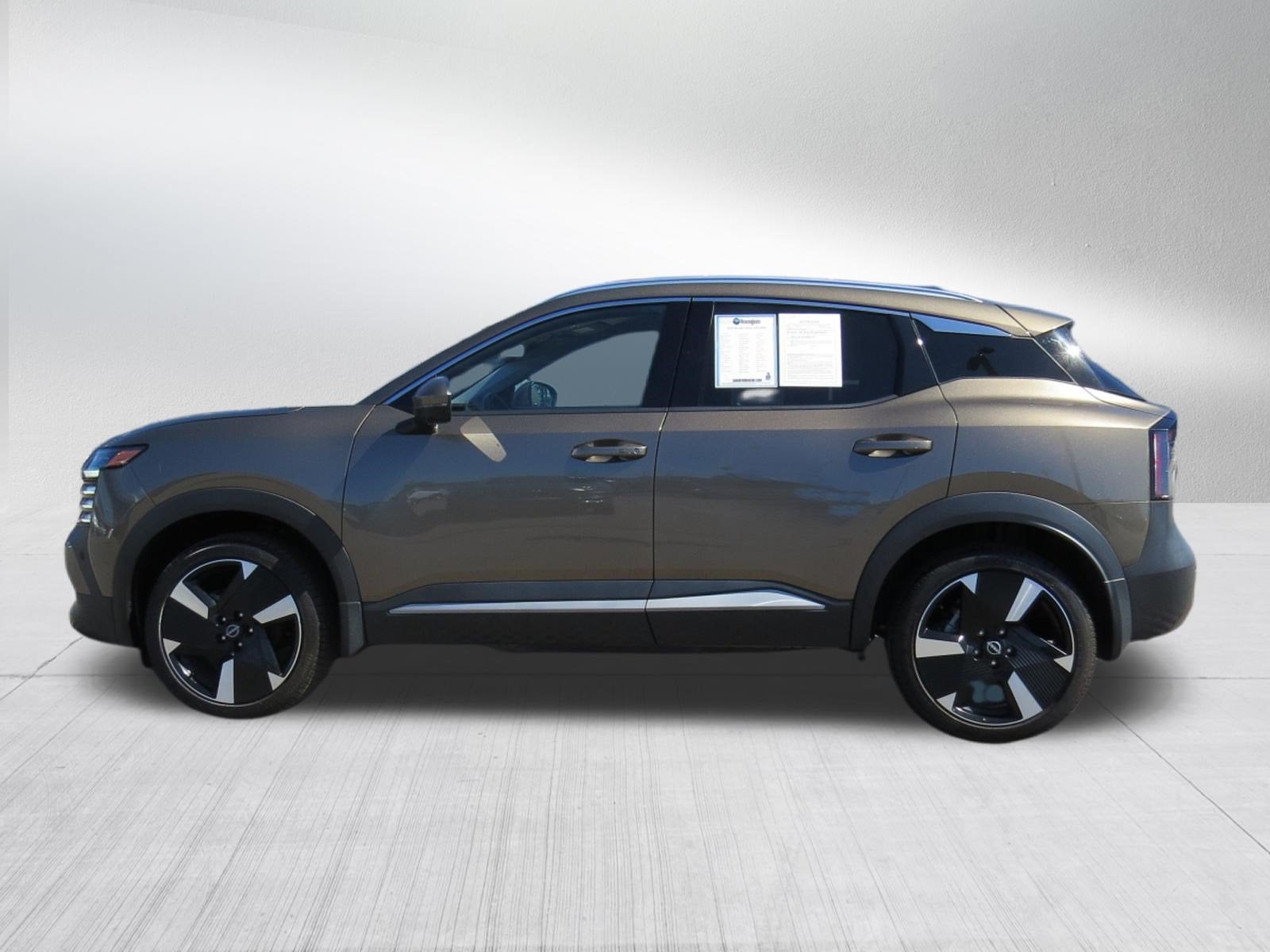 2025 Nissan Kicks SR AWD