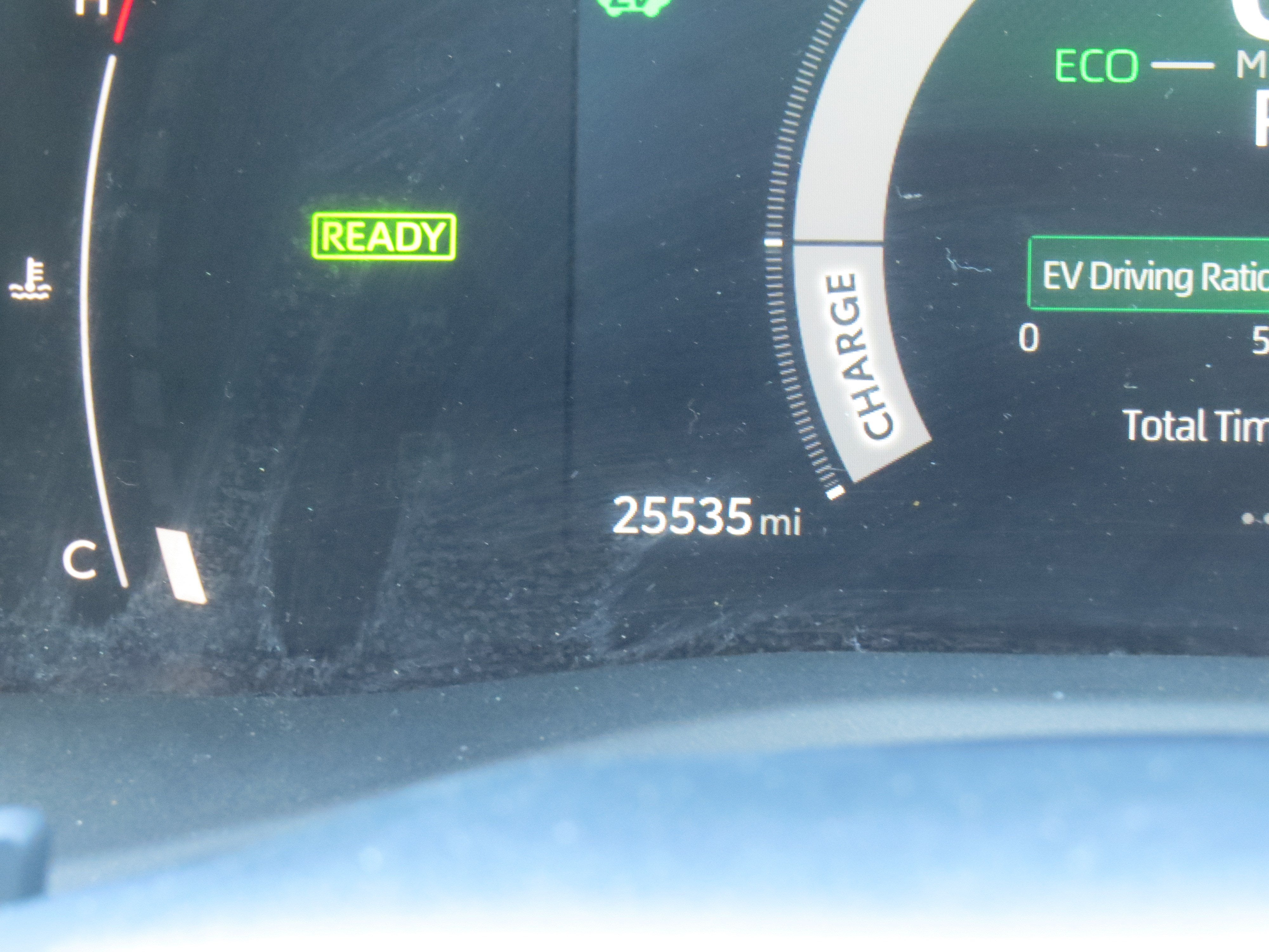 2025 Toyota Camry SE Hybrid w/ Convenience Package & Sunroof