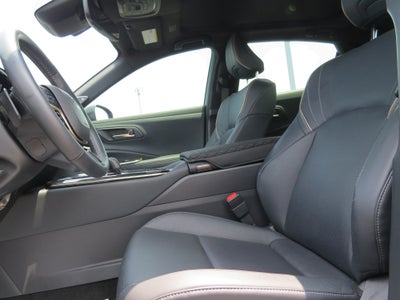 2024 Toyota Crown Platinum
