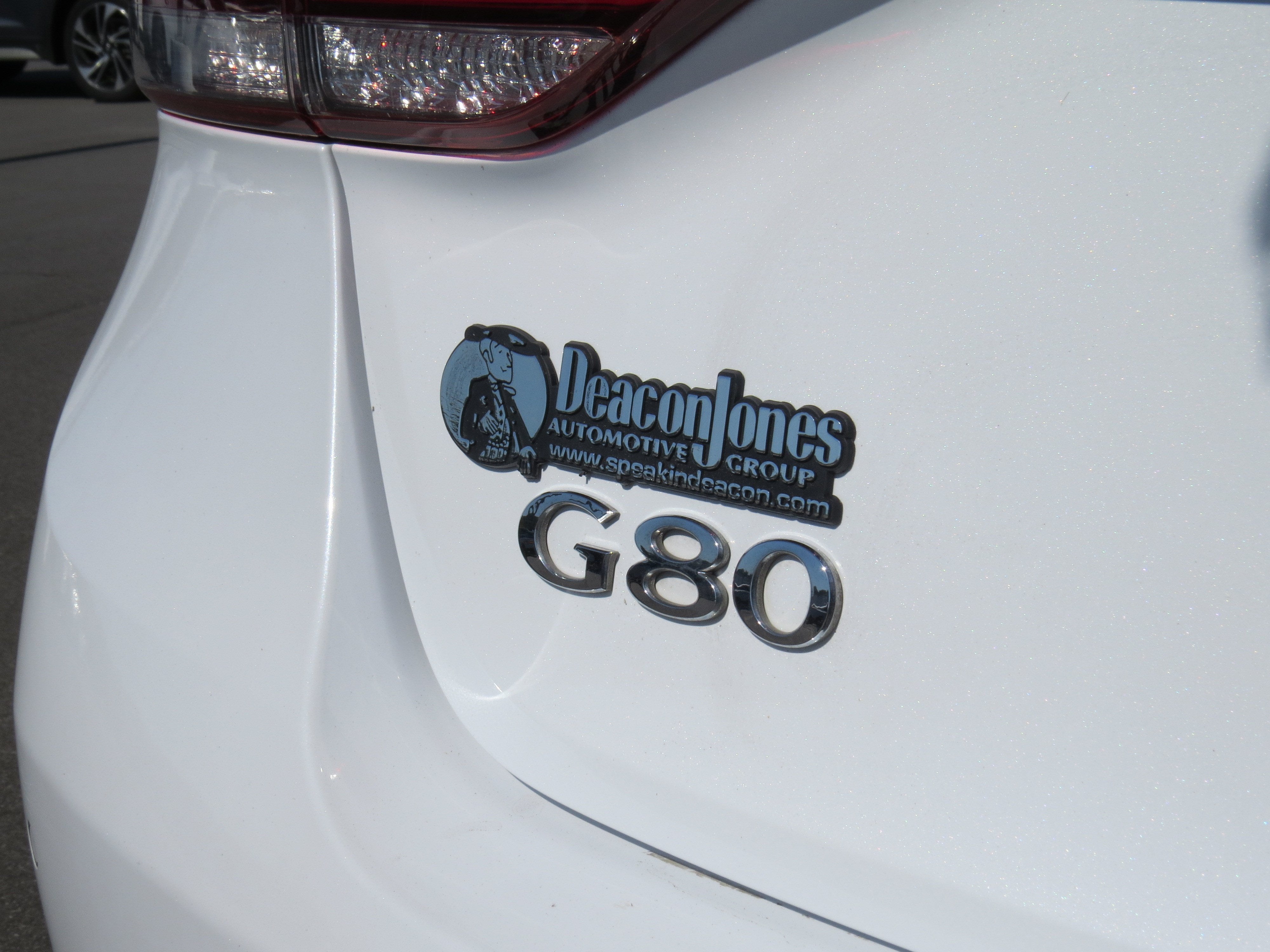 2018 Genesis G80 3.8L Premium w/ Panoramic Sunroof