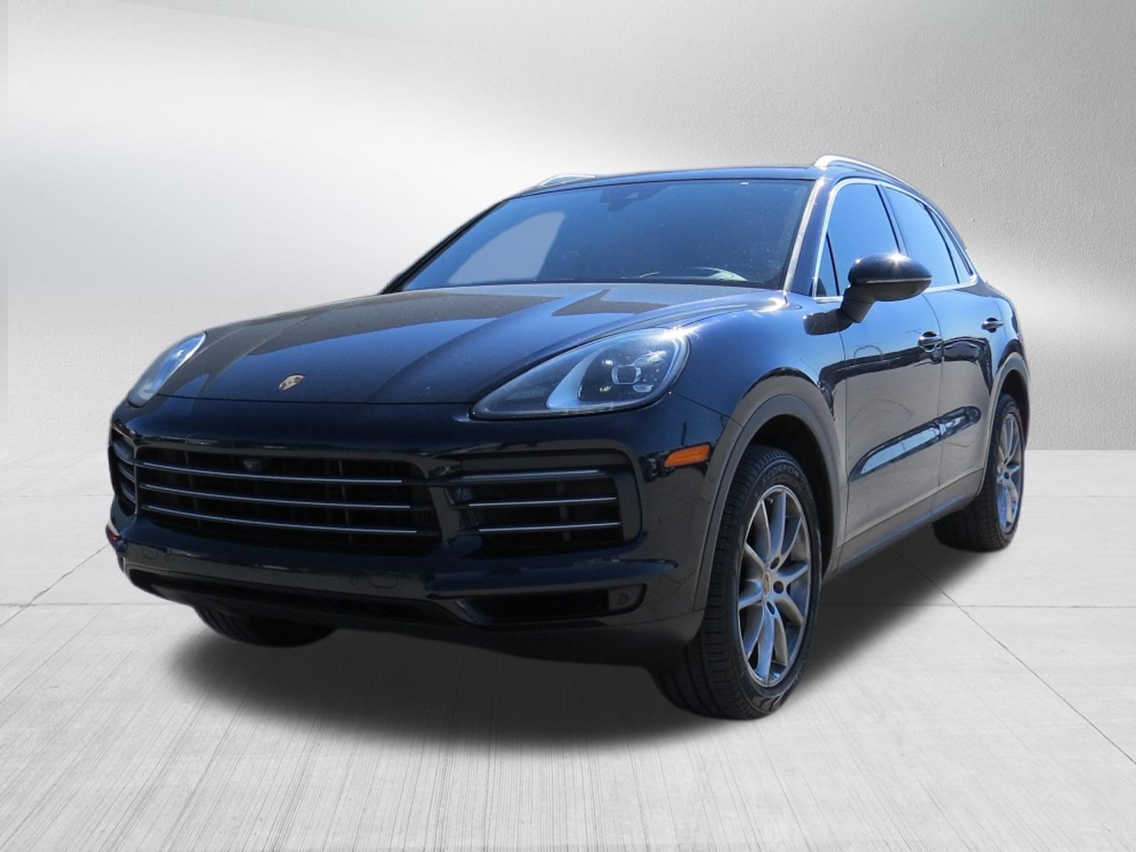 2019 Porsche Cayenne AWD w/ Premium Pkg. & Panoramic Sunroof