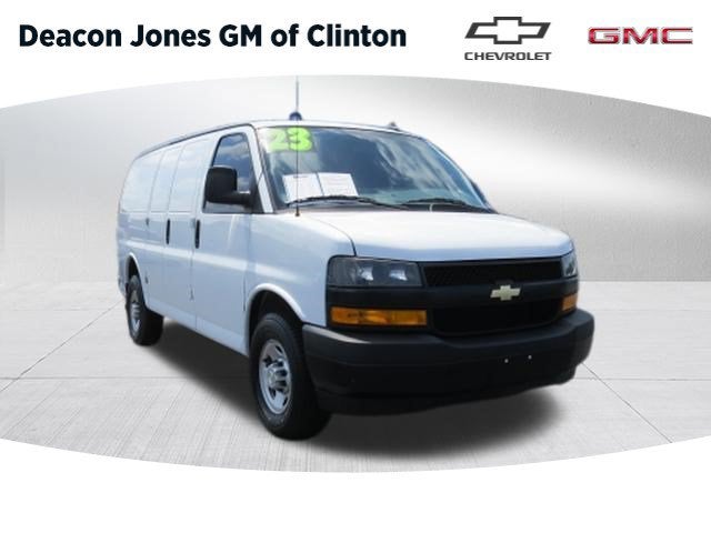2023 Chevrolet Express Cargo 2500 WT