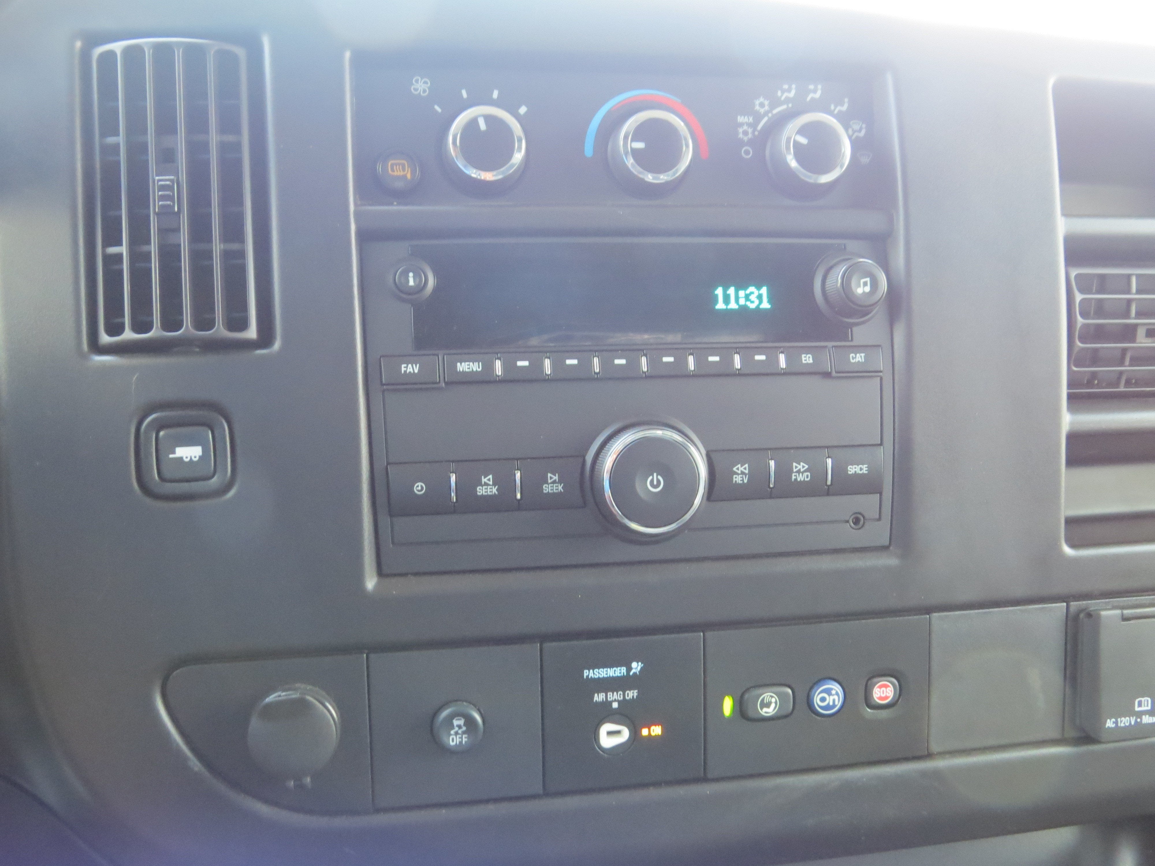 2023 Chevrolet Express Cargo 2500 WT