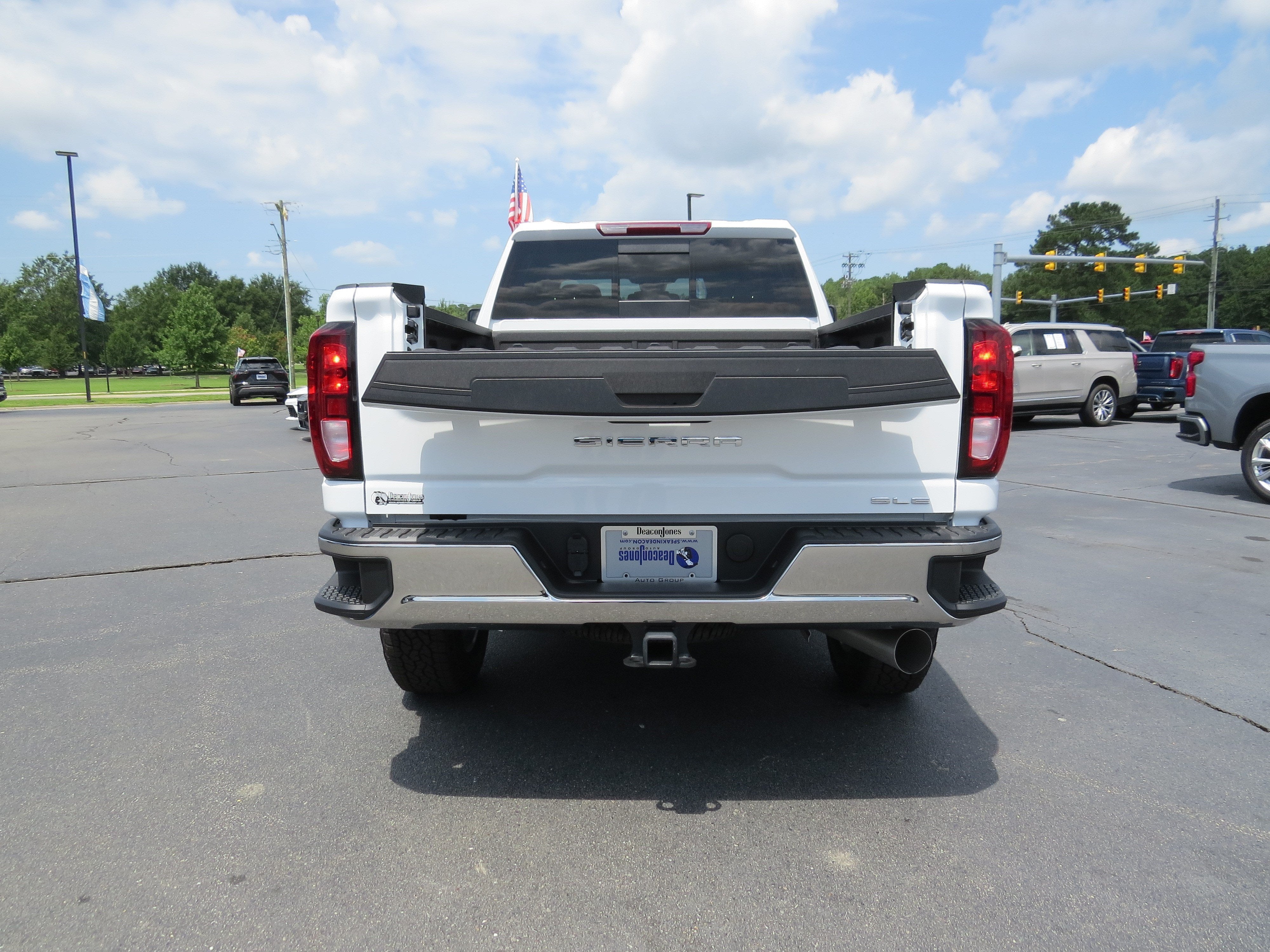2026 GMC Sierra 2500 HD SLE